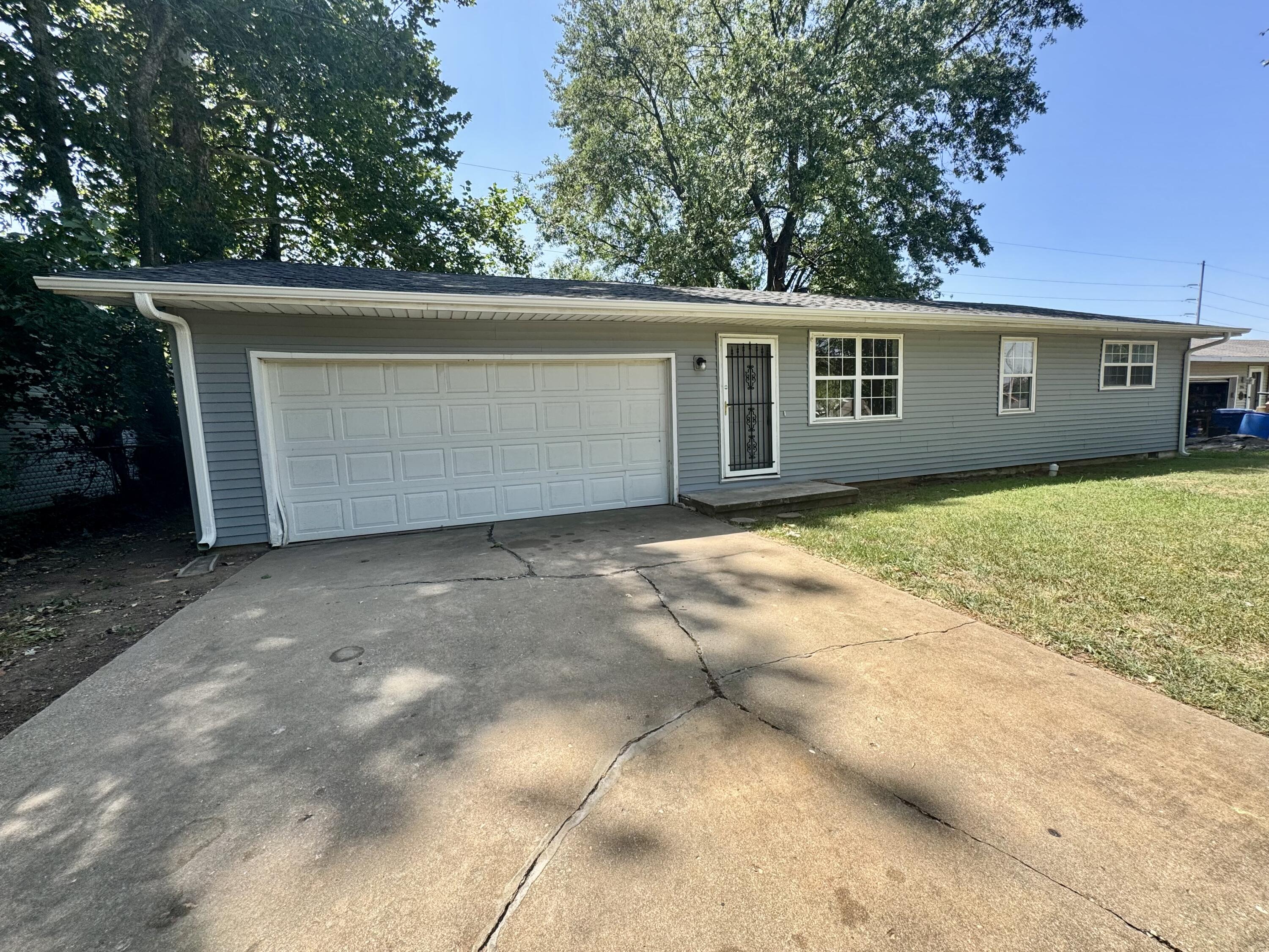 2908 W Scott 1