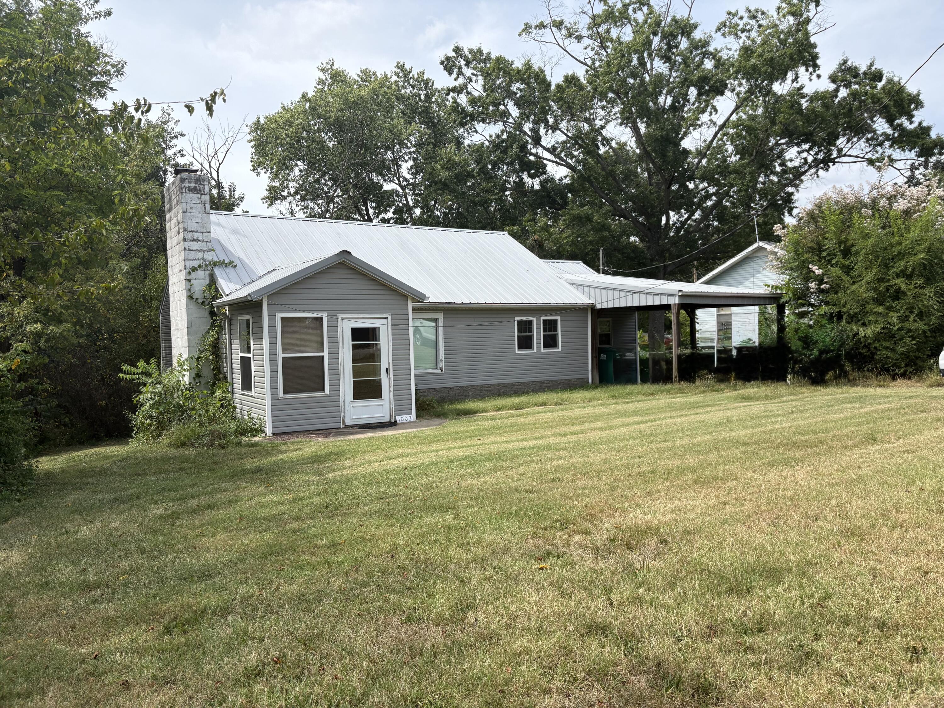 1003 Cedar 1