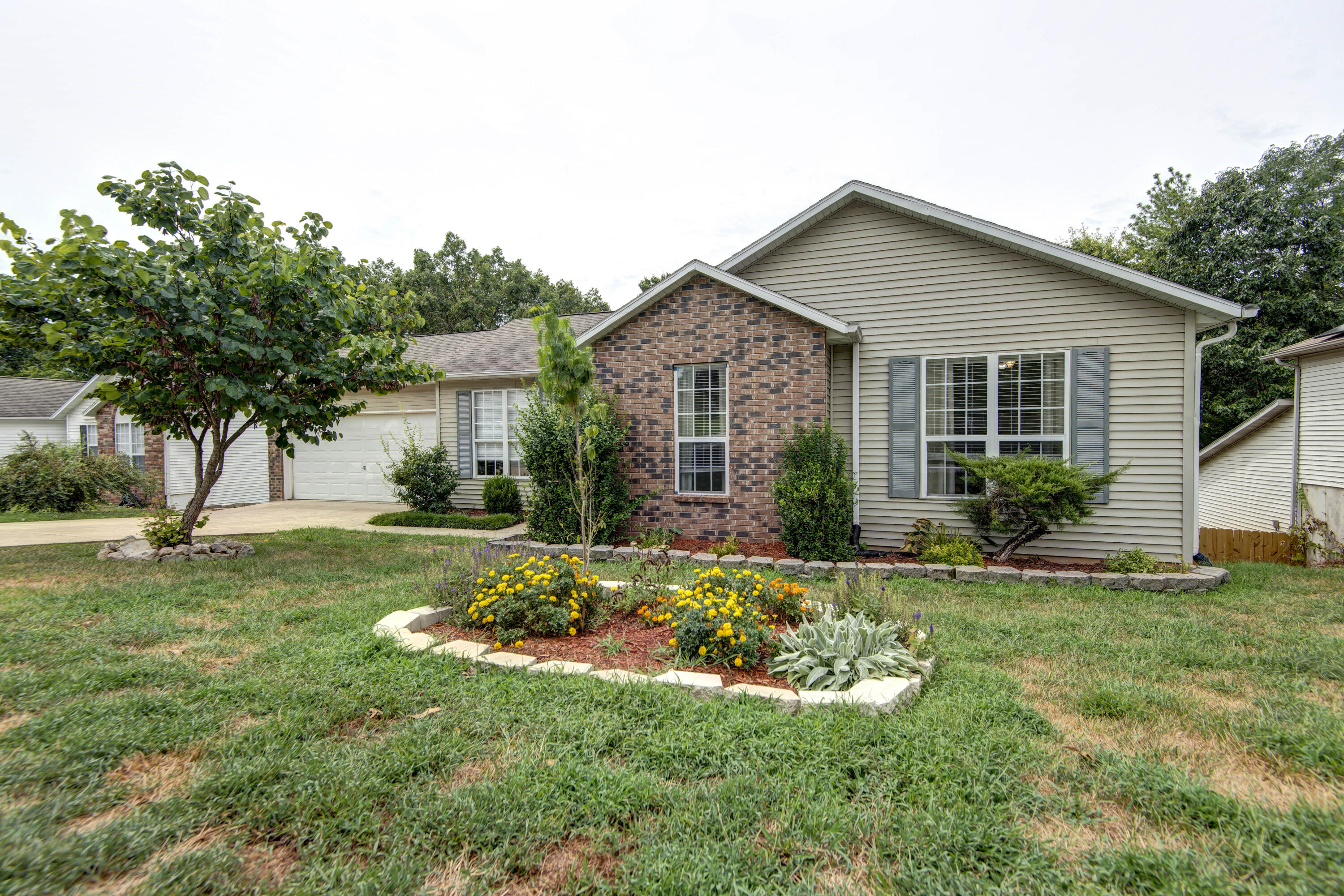 220 Blossom Valley 1
