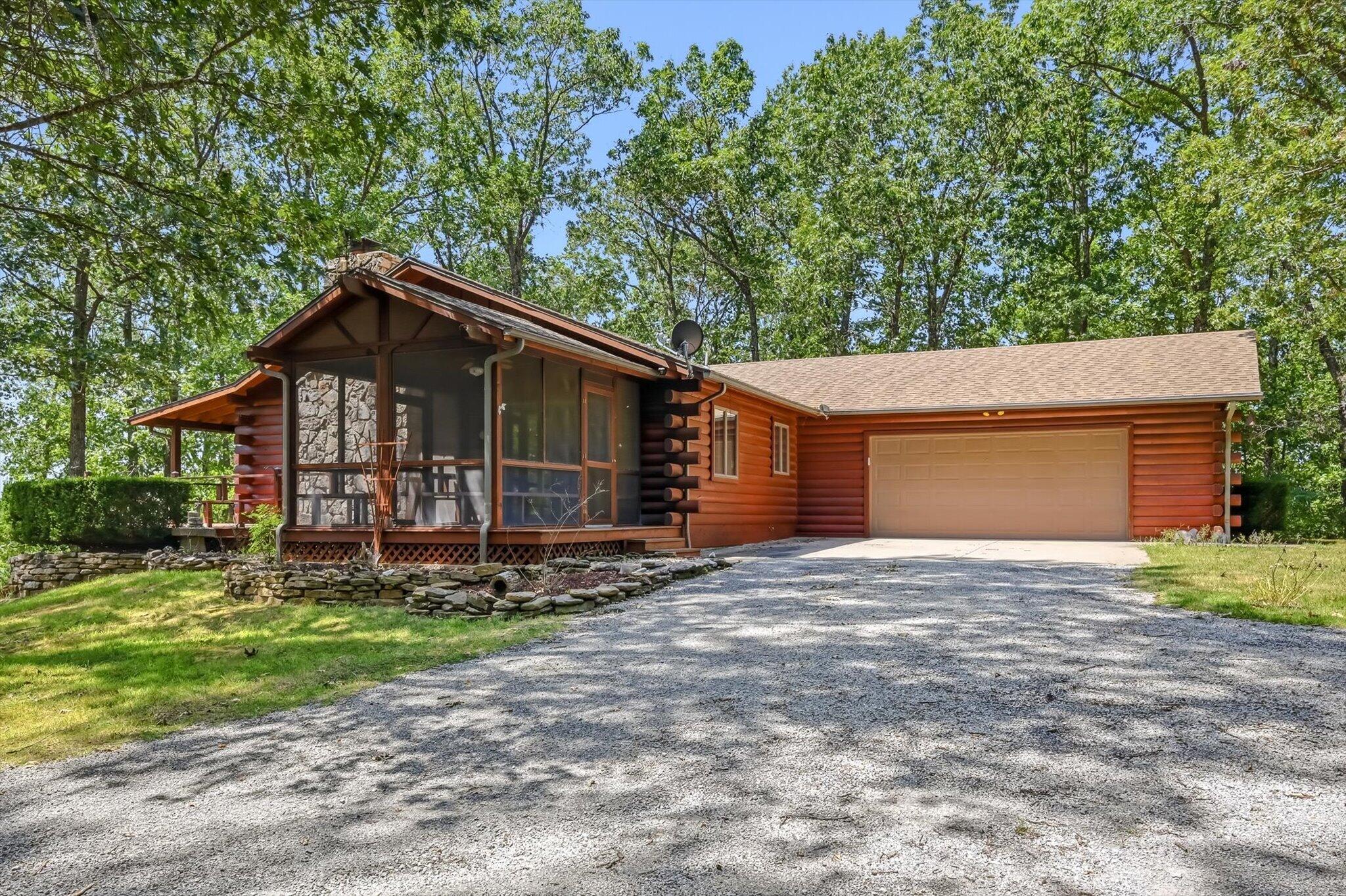 136 Oak Forest 1