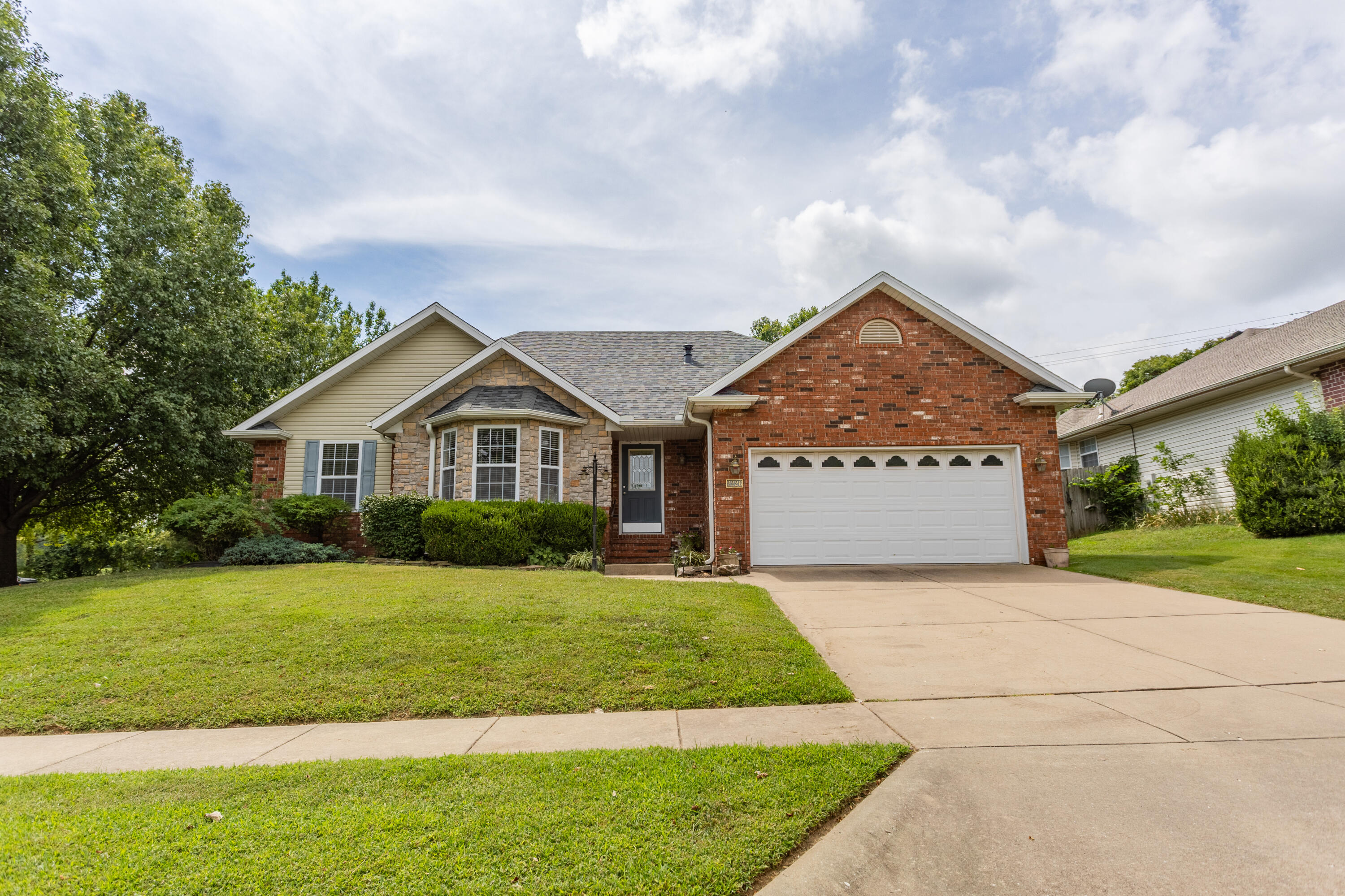 2226 E Kathryn 1