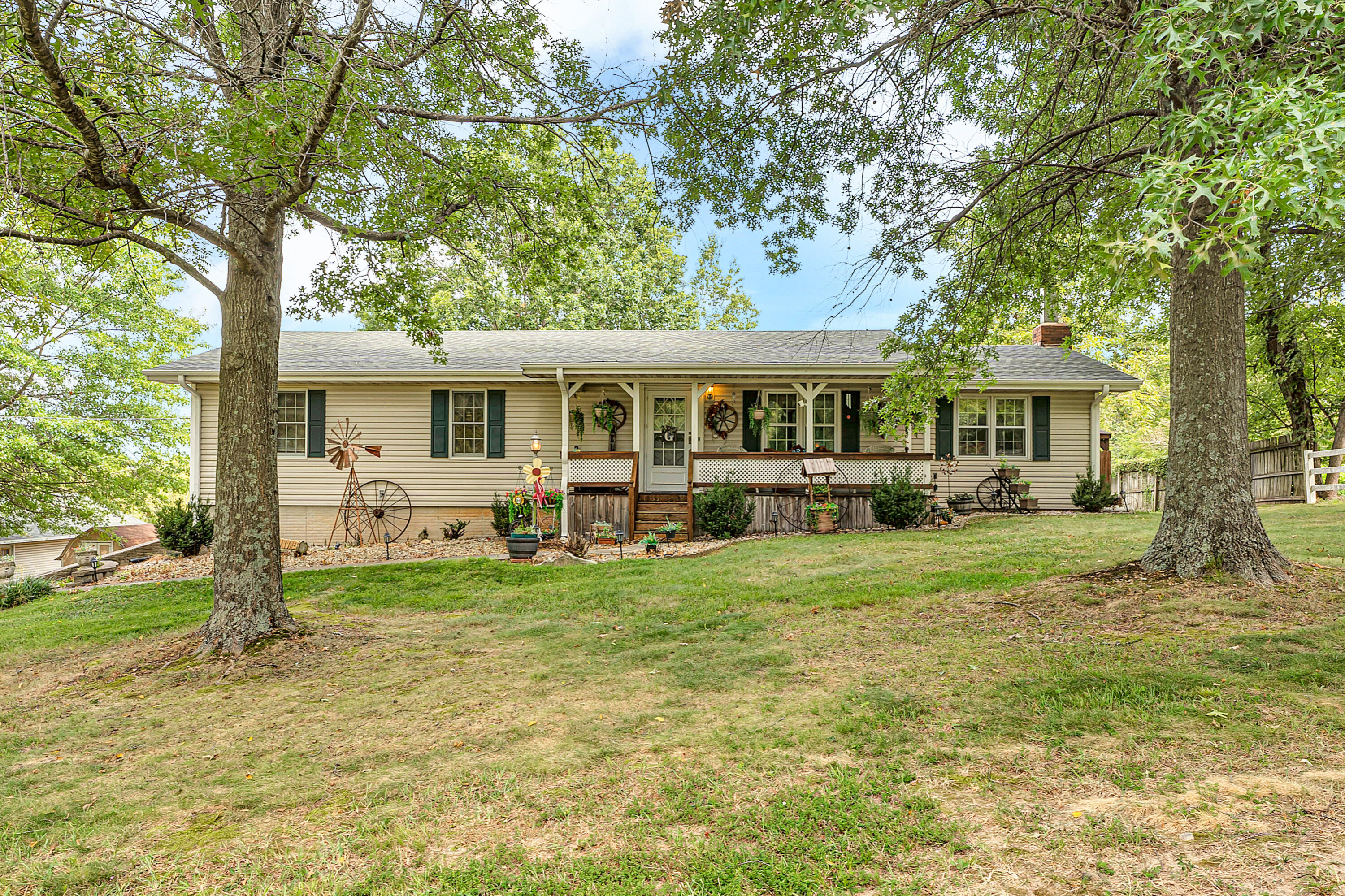 441 Indian Hills 1