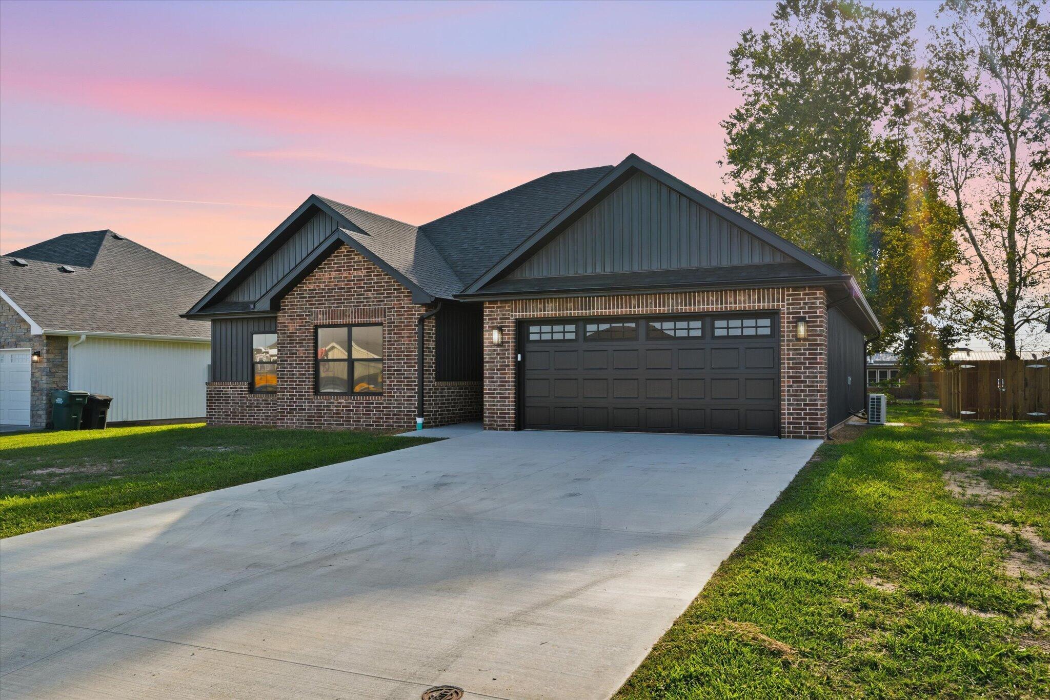 2740 S Caden 1
