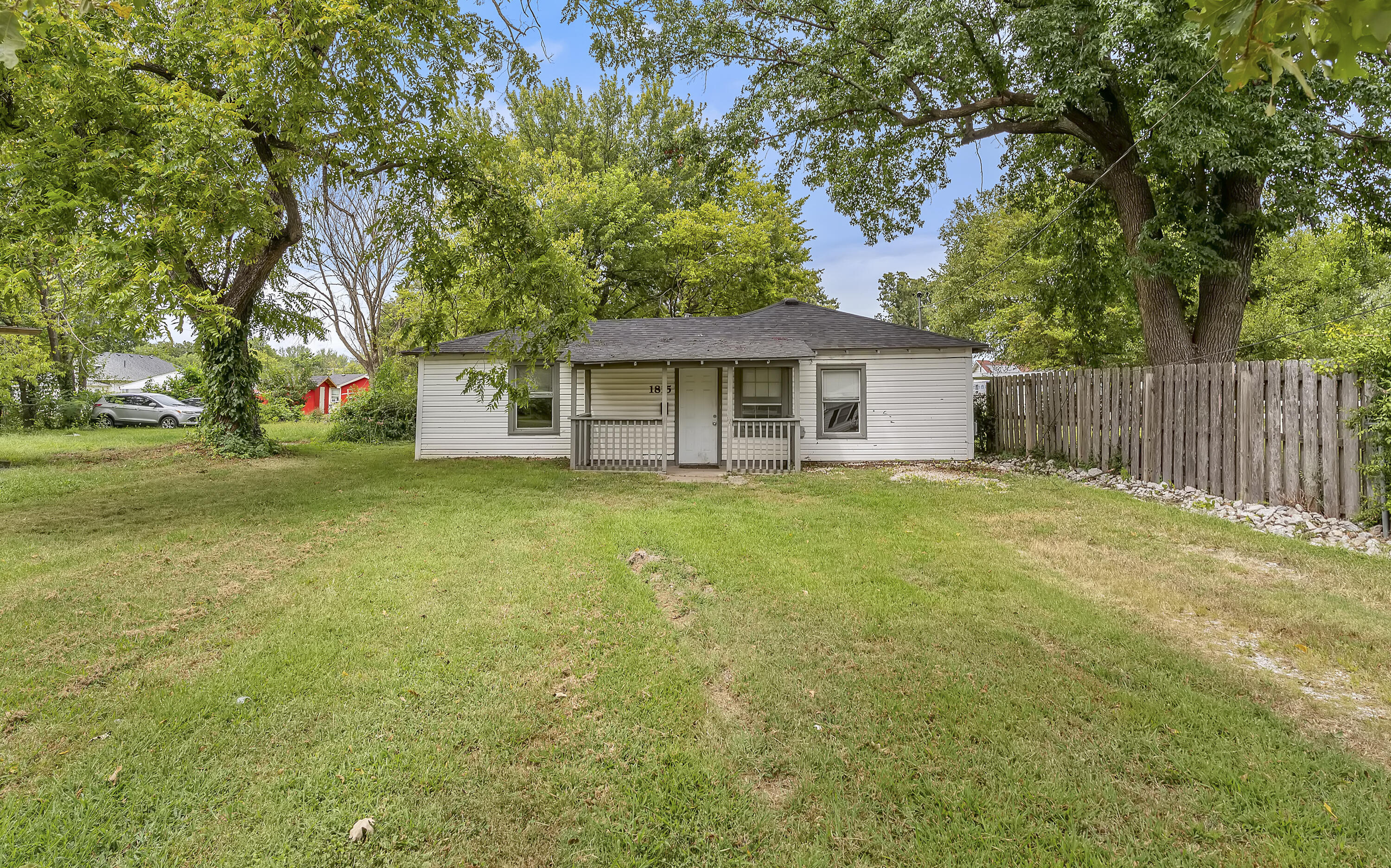 1815 W Webster 1