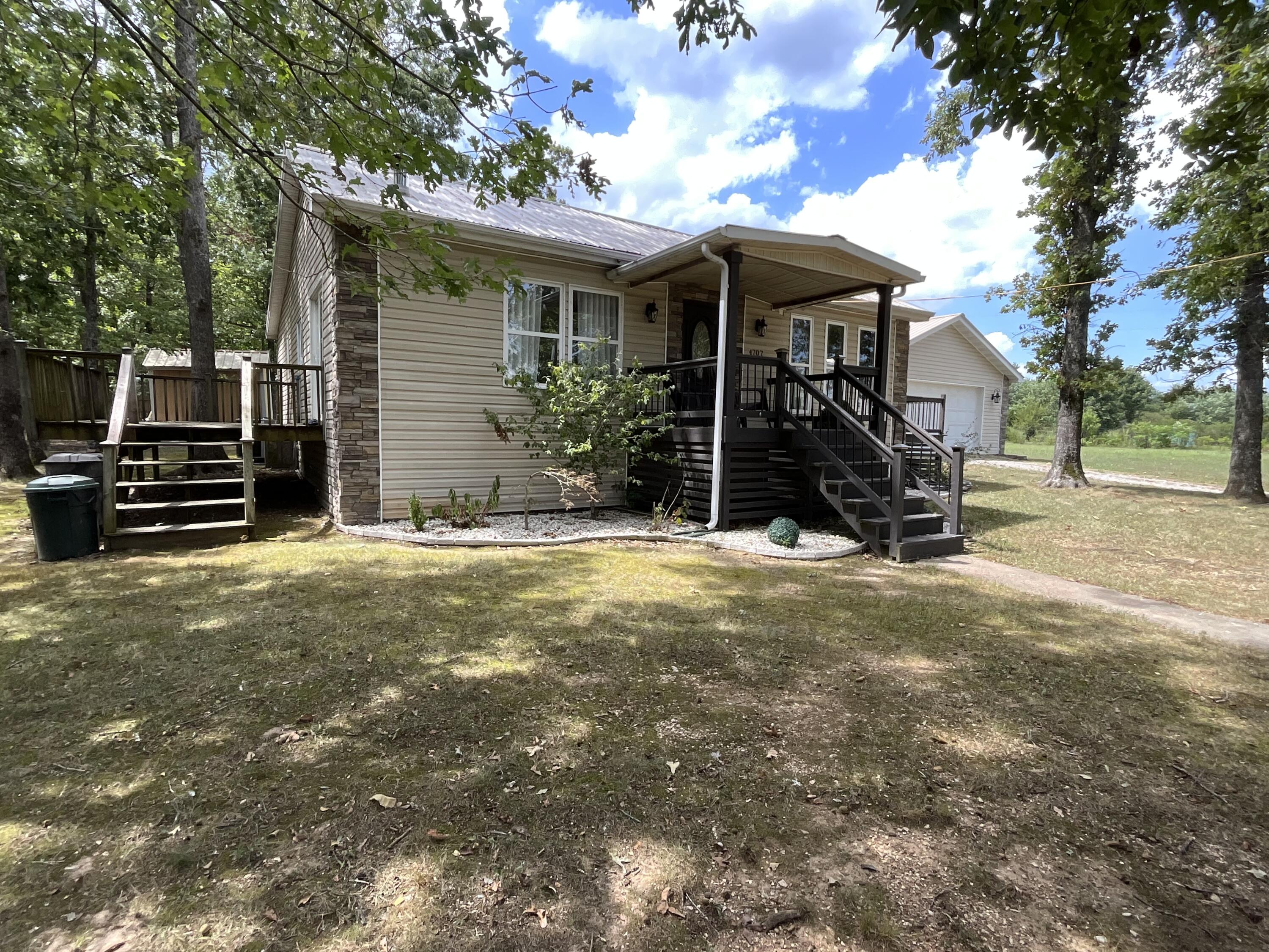 # 4707 Private Road 5127 1