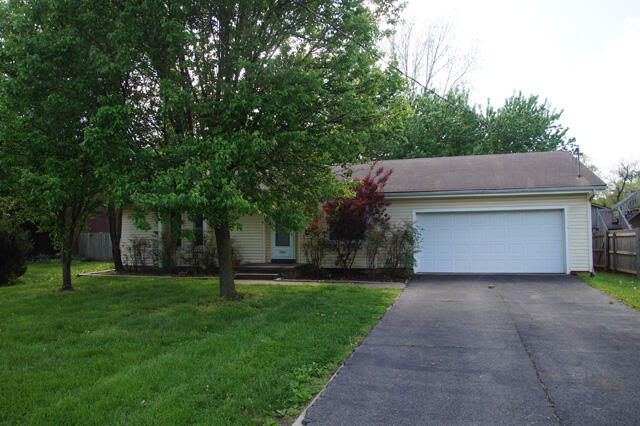 1023 S Oak Grove 1