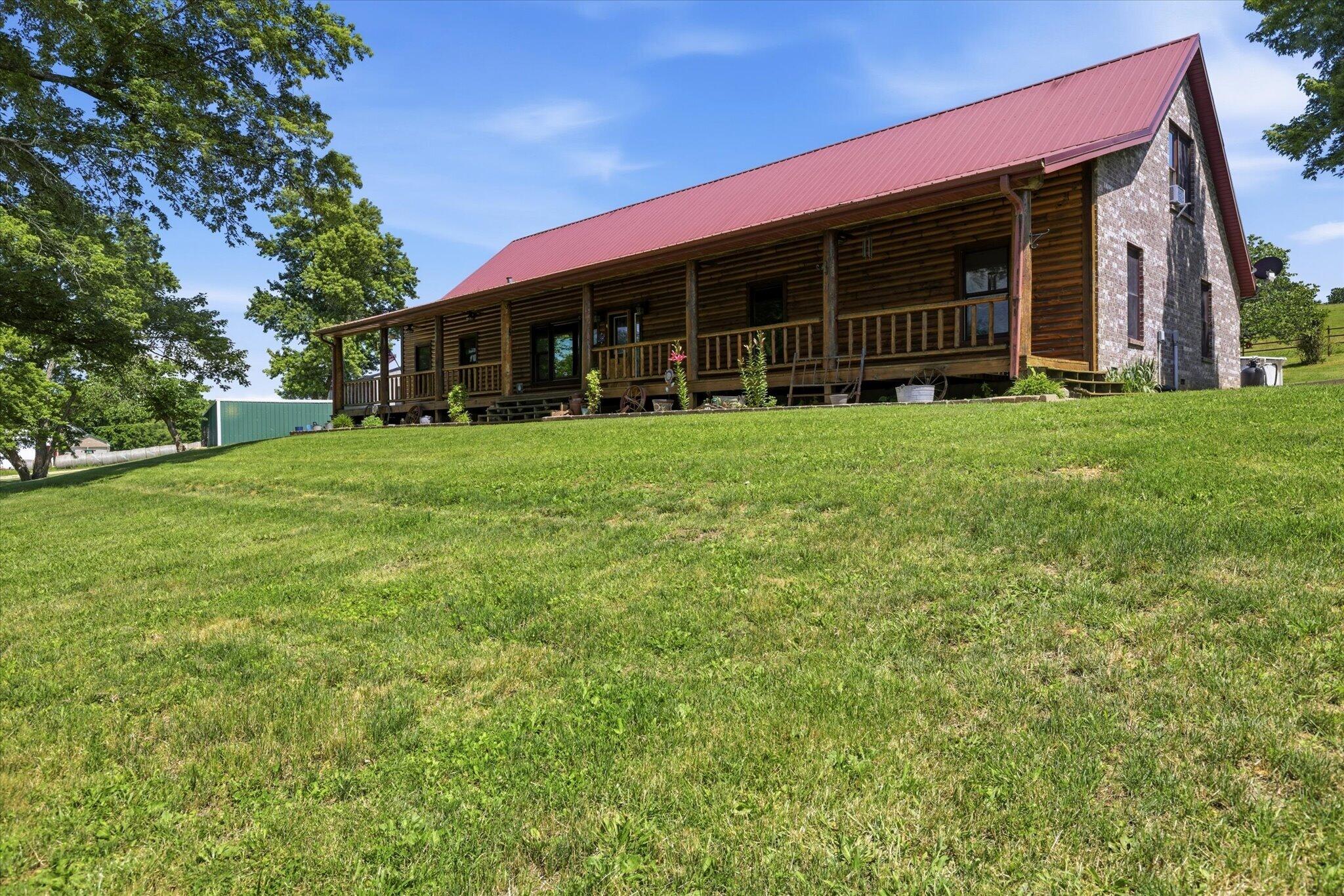 1518 Sandhill 1