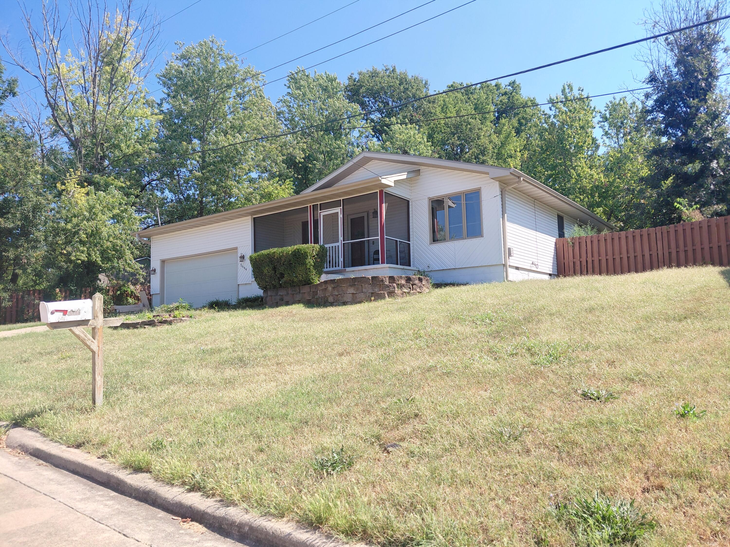 2644 N Marion 1