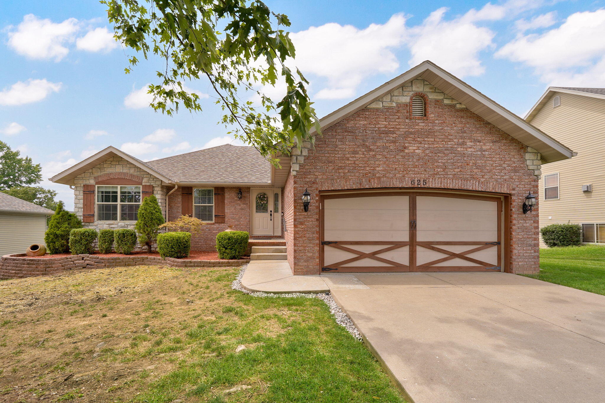 625 N Althea 1