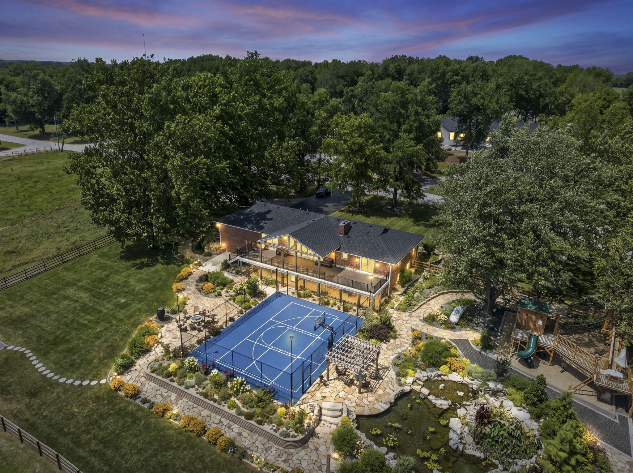 2248 W Farm Road 76 1
