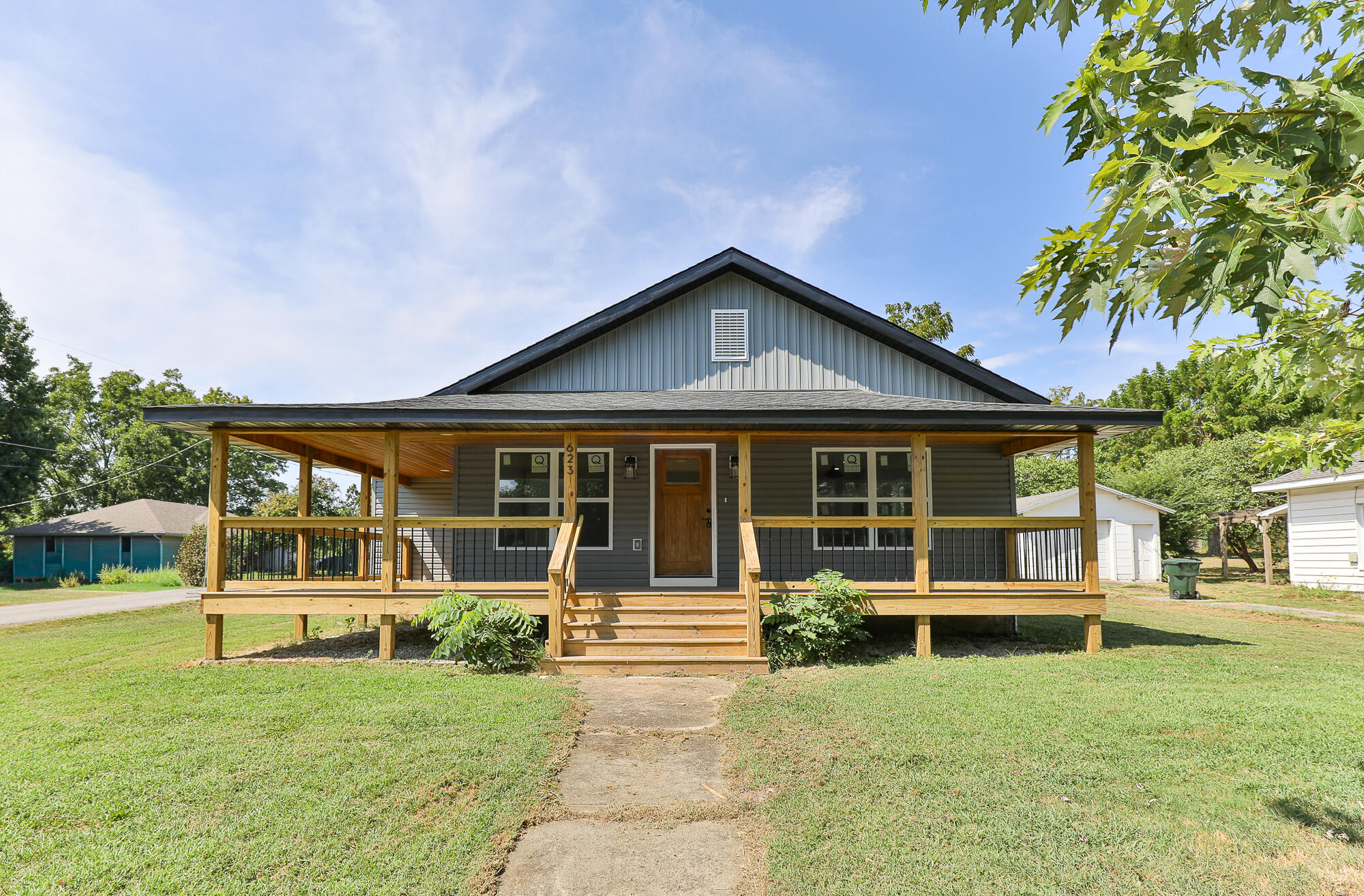623 N Main 1