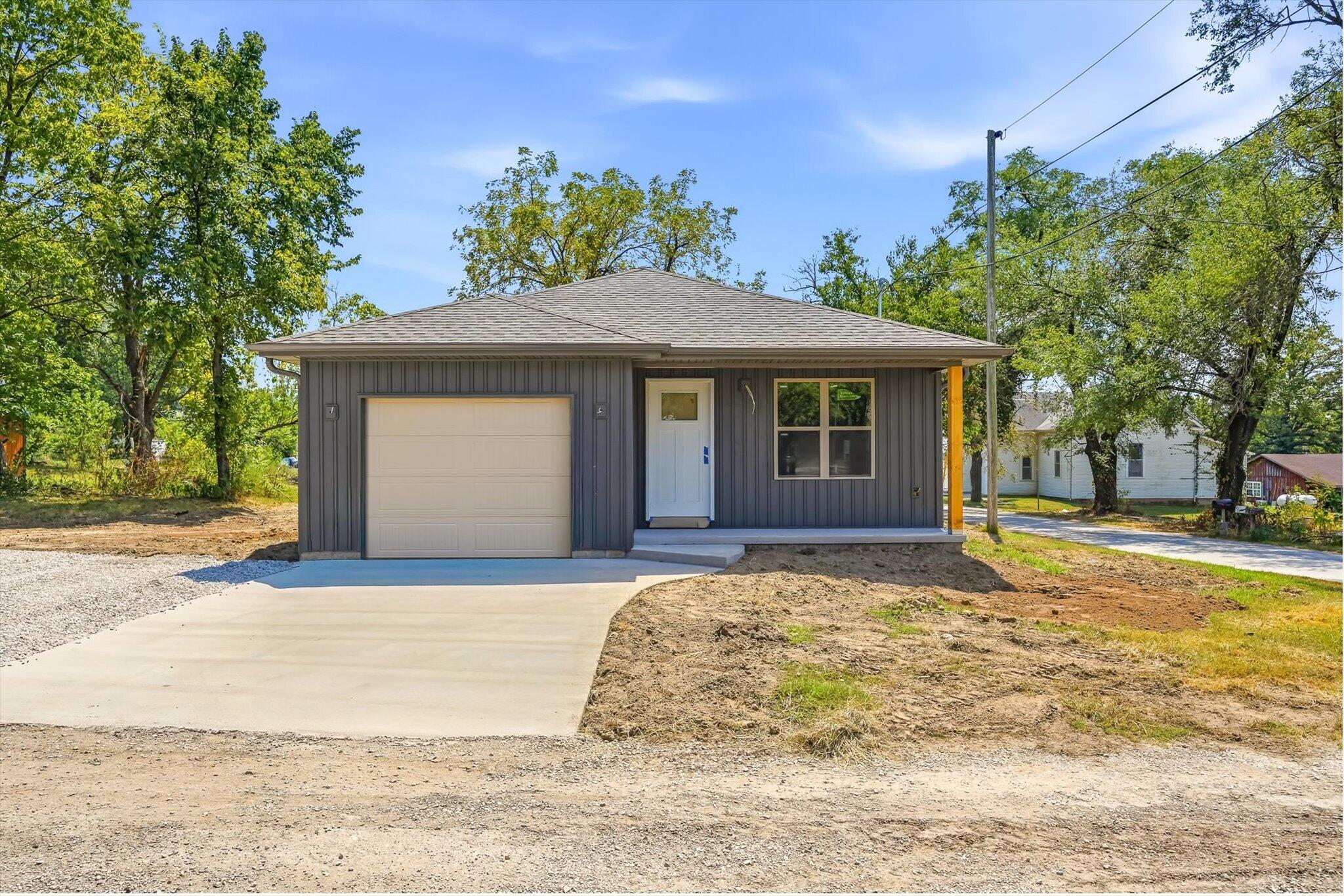 304 N Church