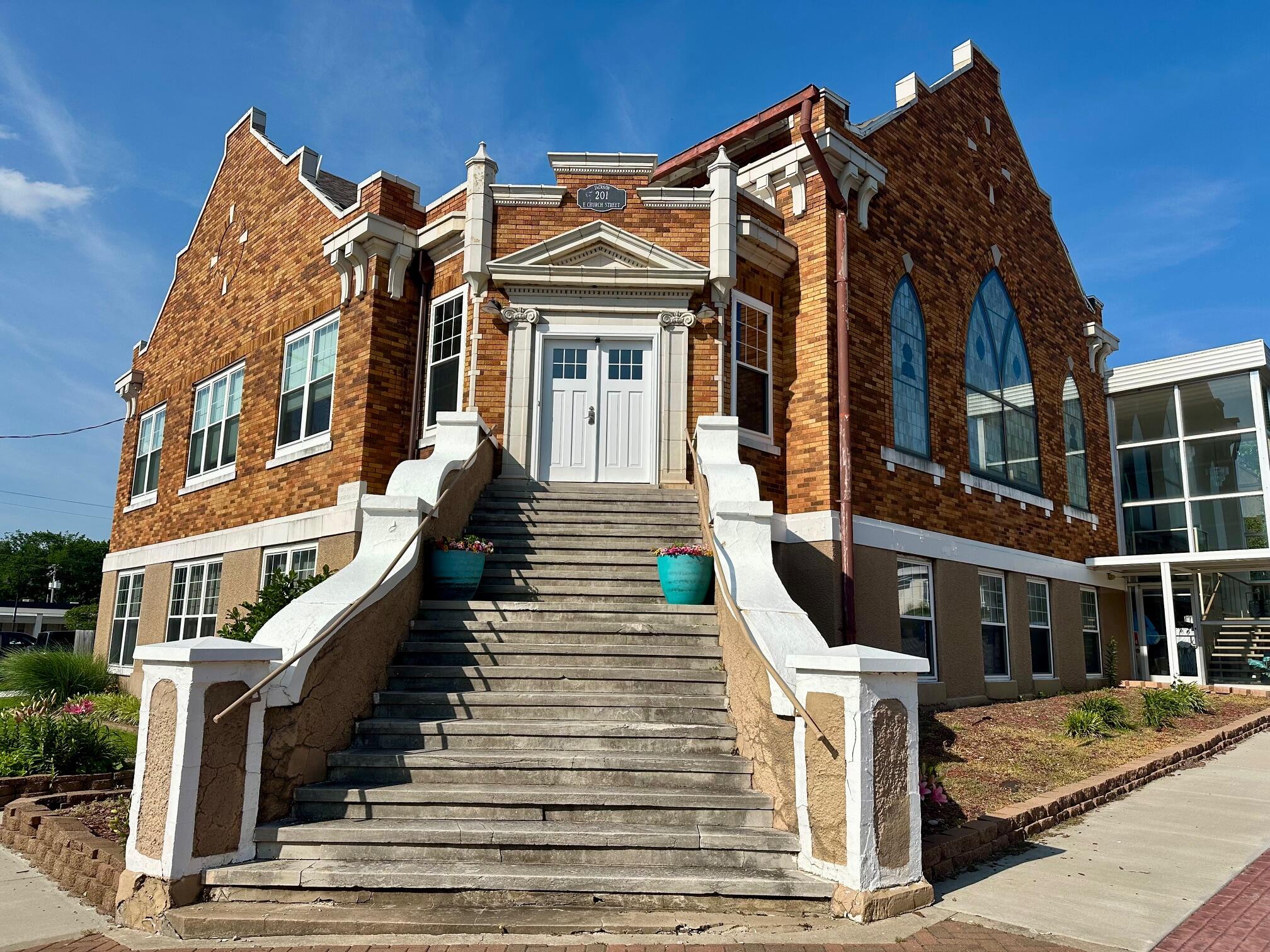 201 E Church 1