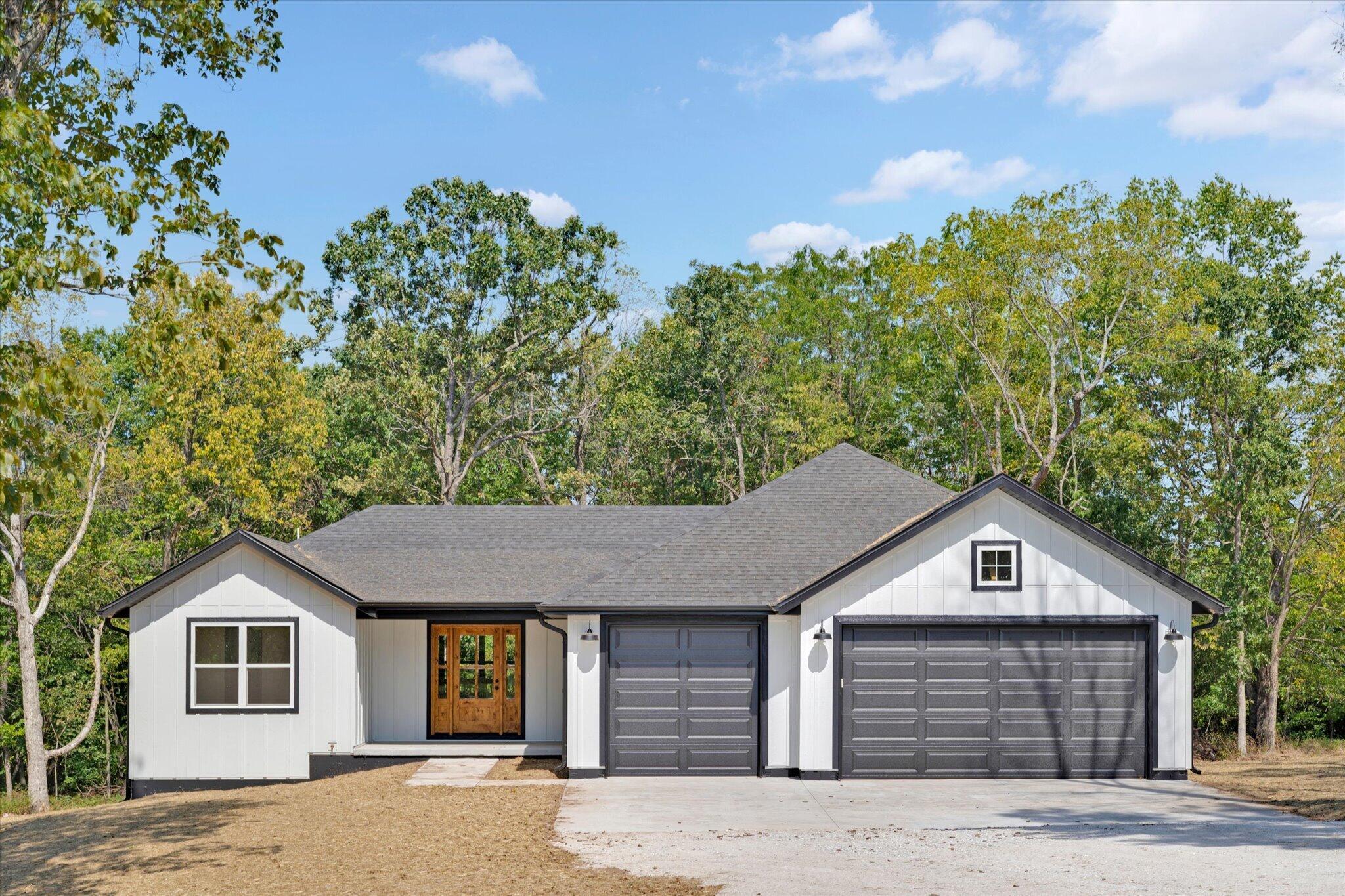 6826 N Farm Road 53 1