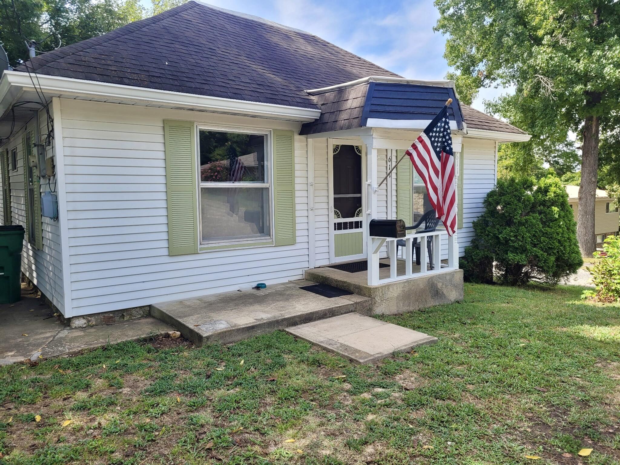 611 Spruce 1