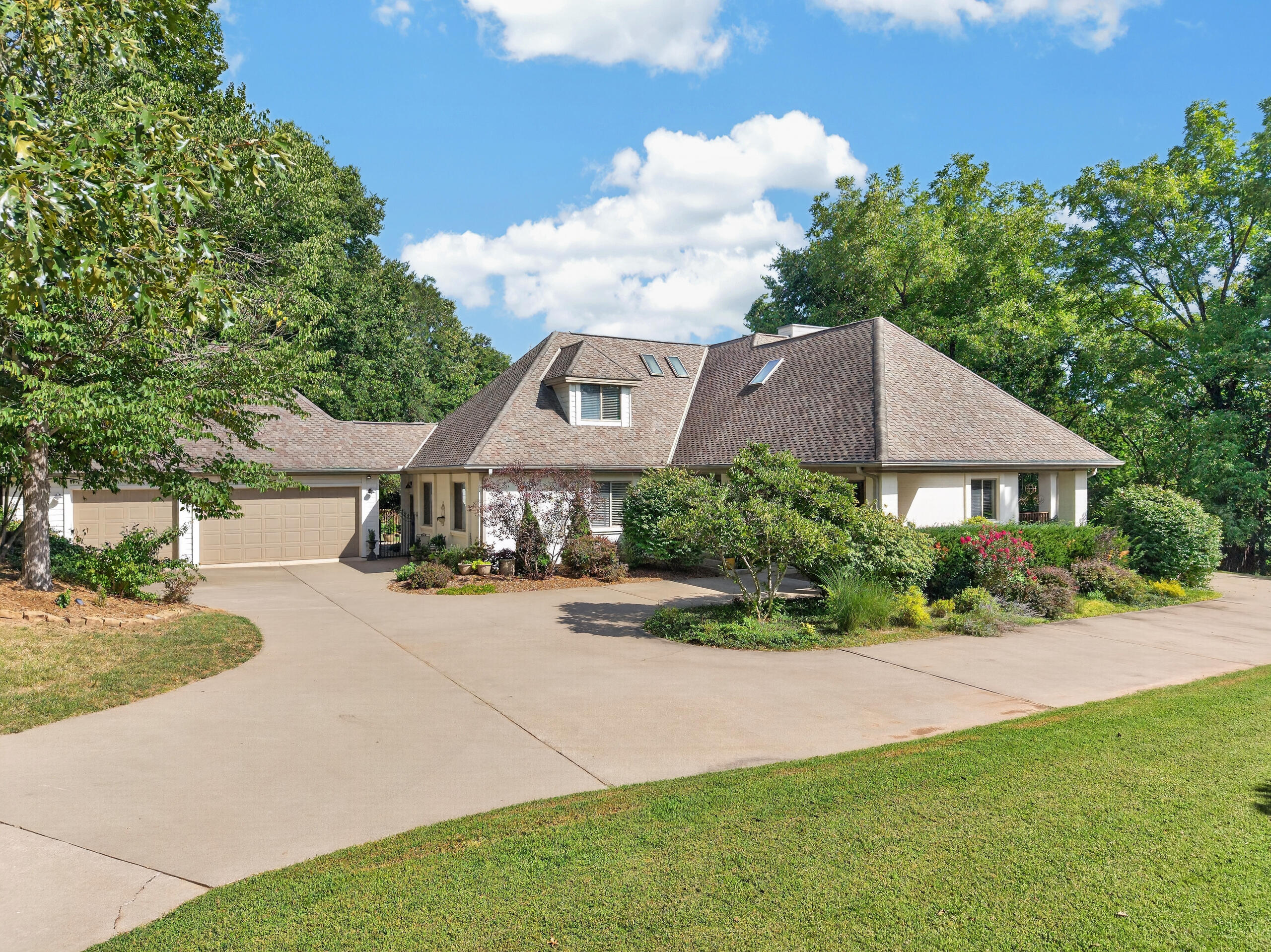 6296 S Farm Road 169 1