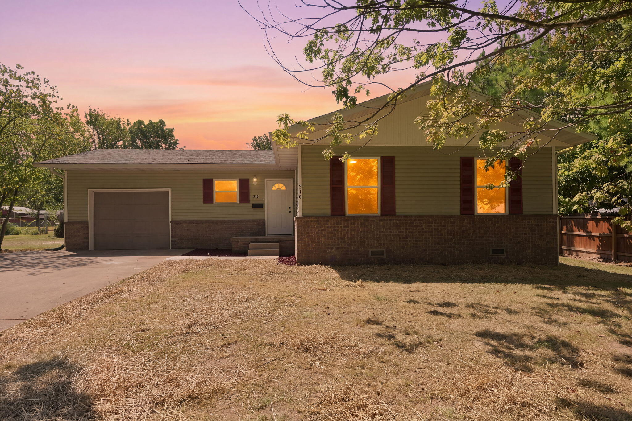 516 E Springfield 1