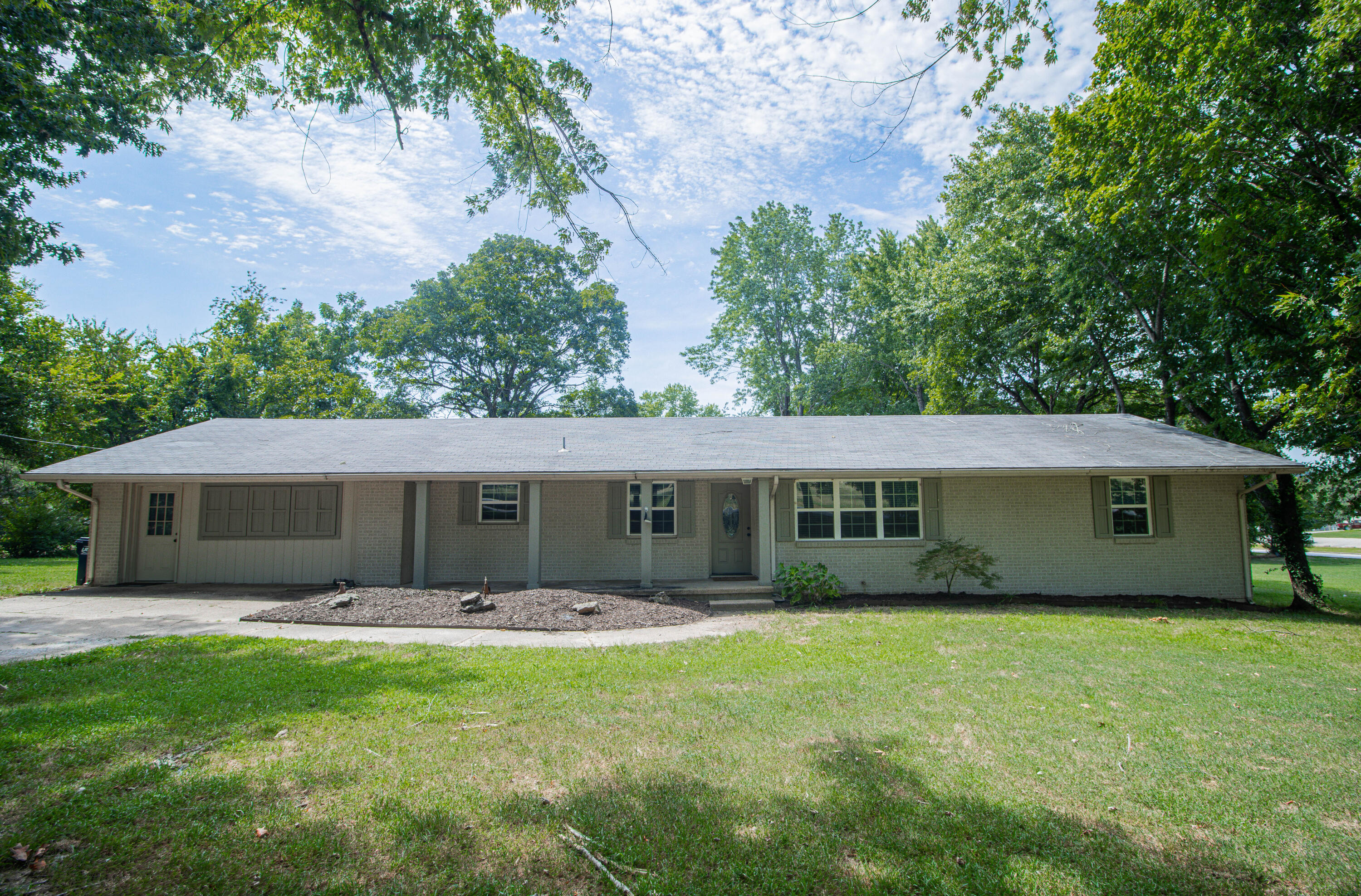 2541 Bunker 1