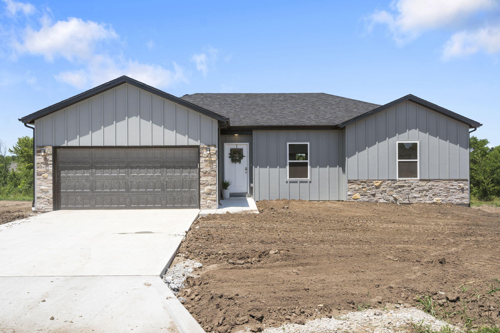 660 W Forest 1