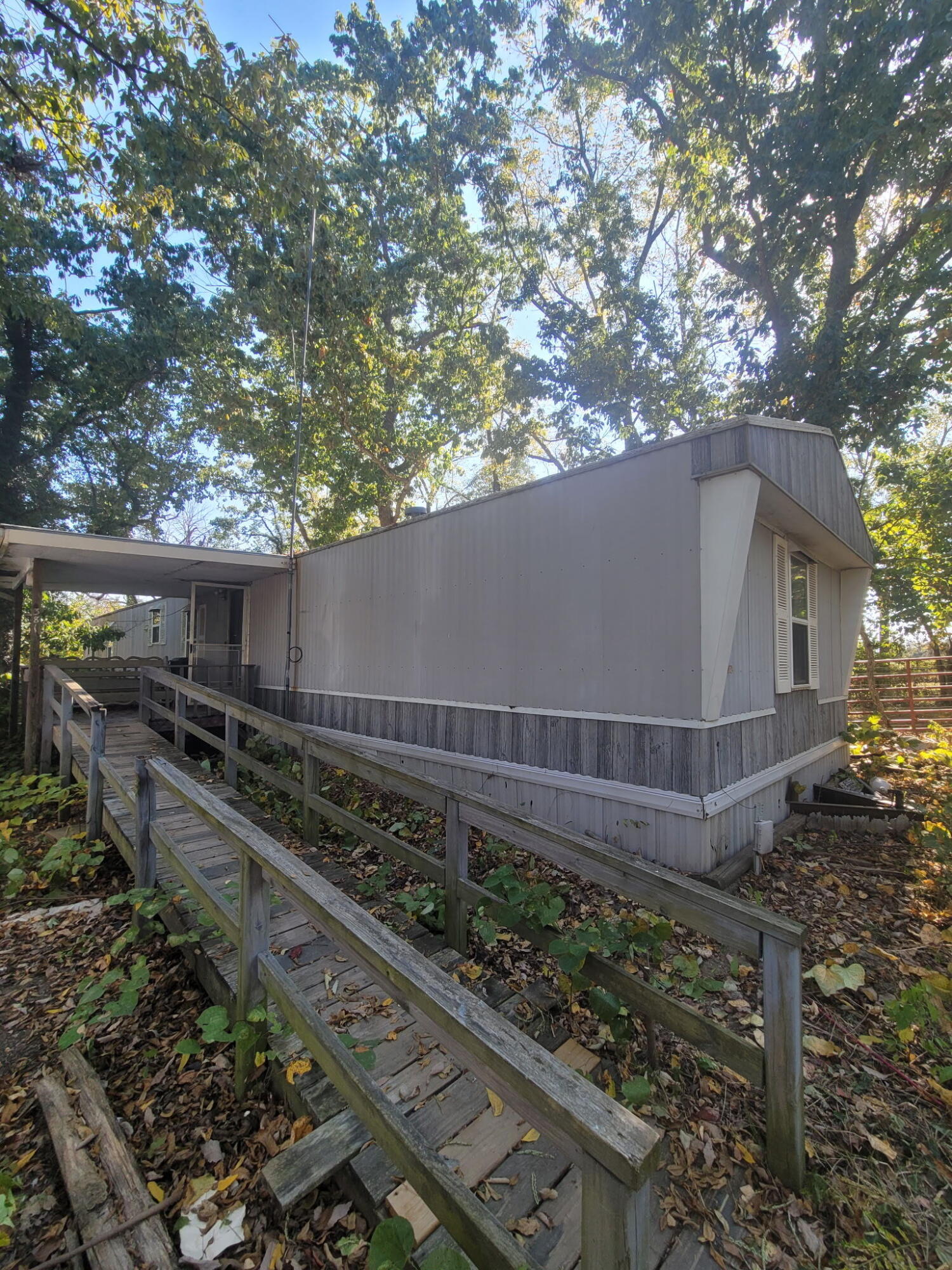 381 Mill Hollow