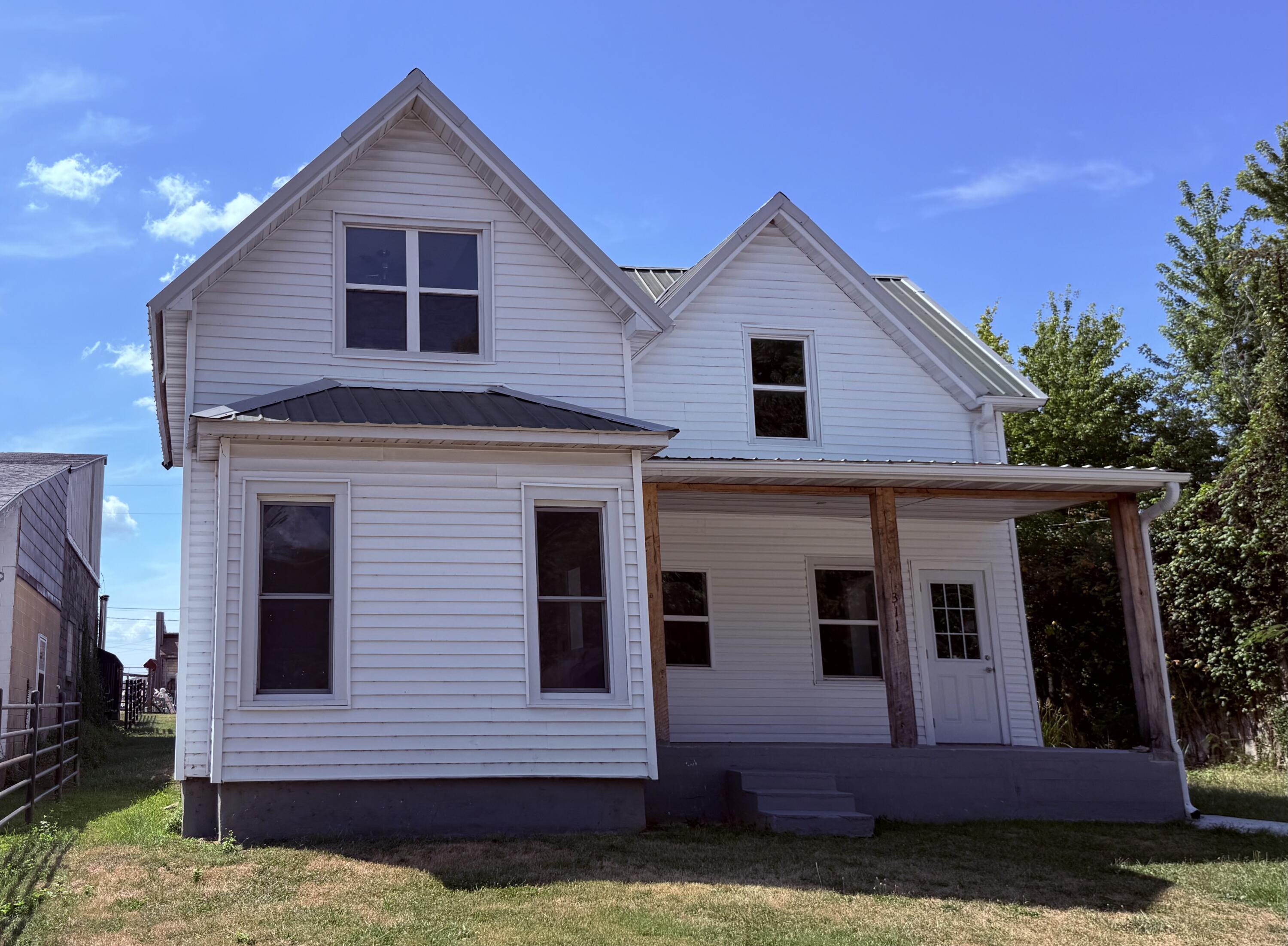 311 S Greene 1