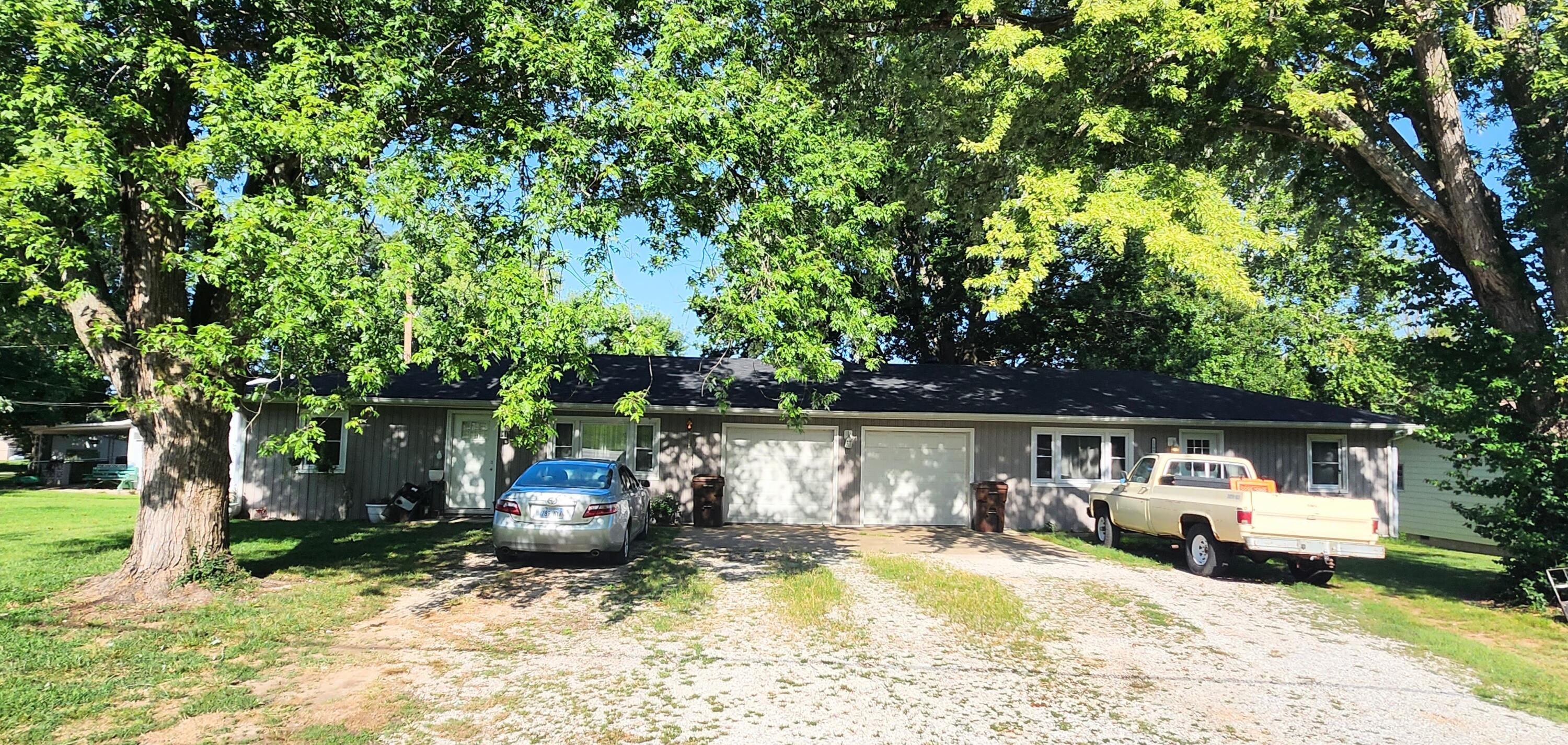 1507 North N Riverside 1