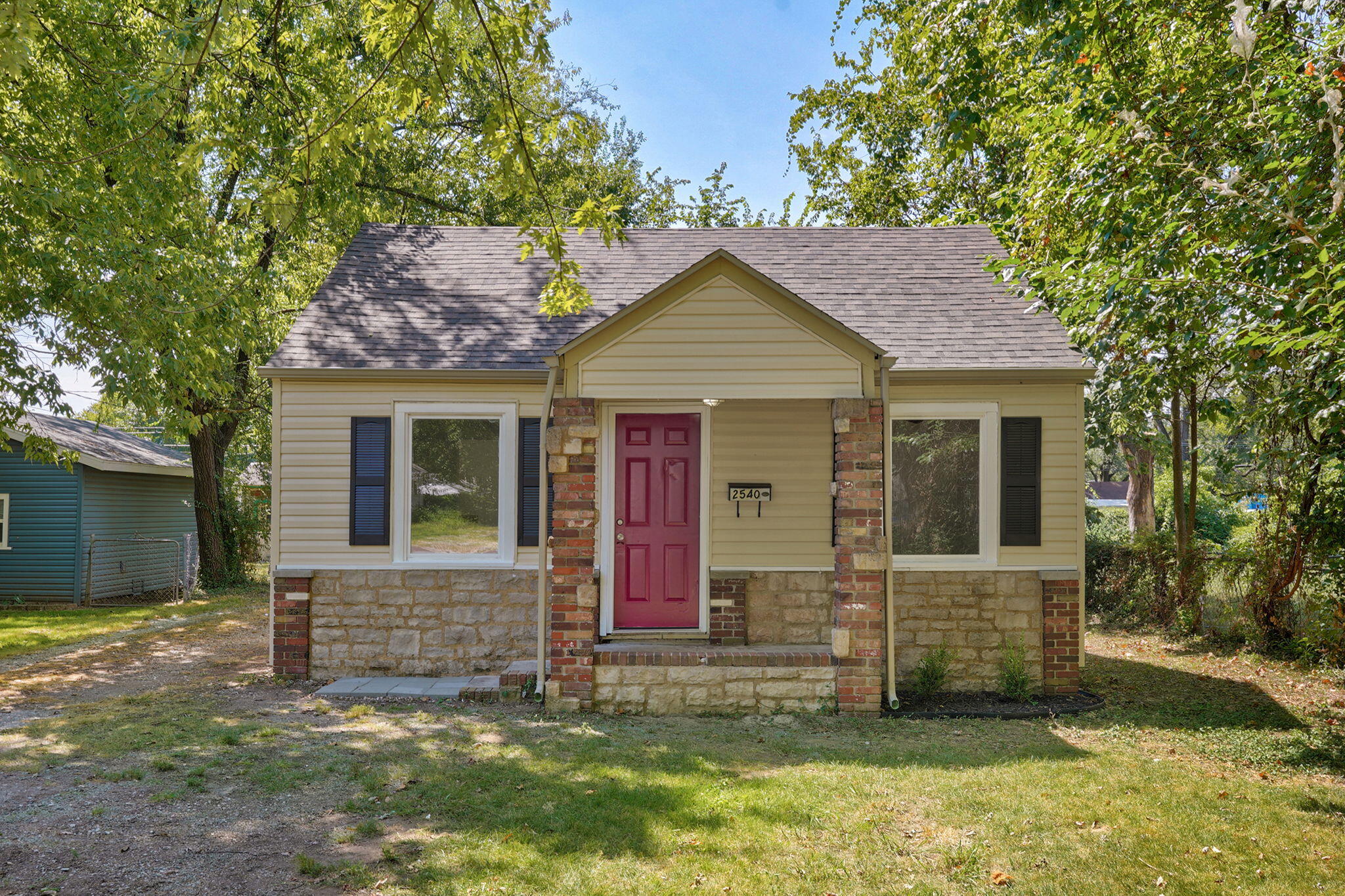 2540 W State 1
