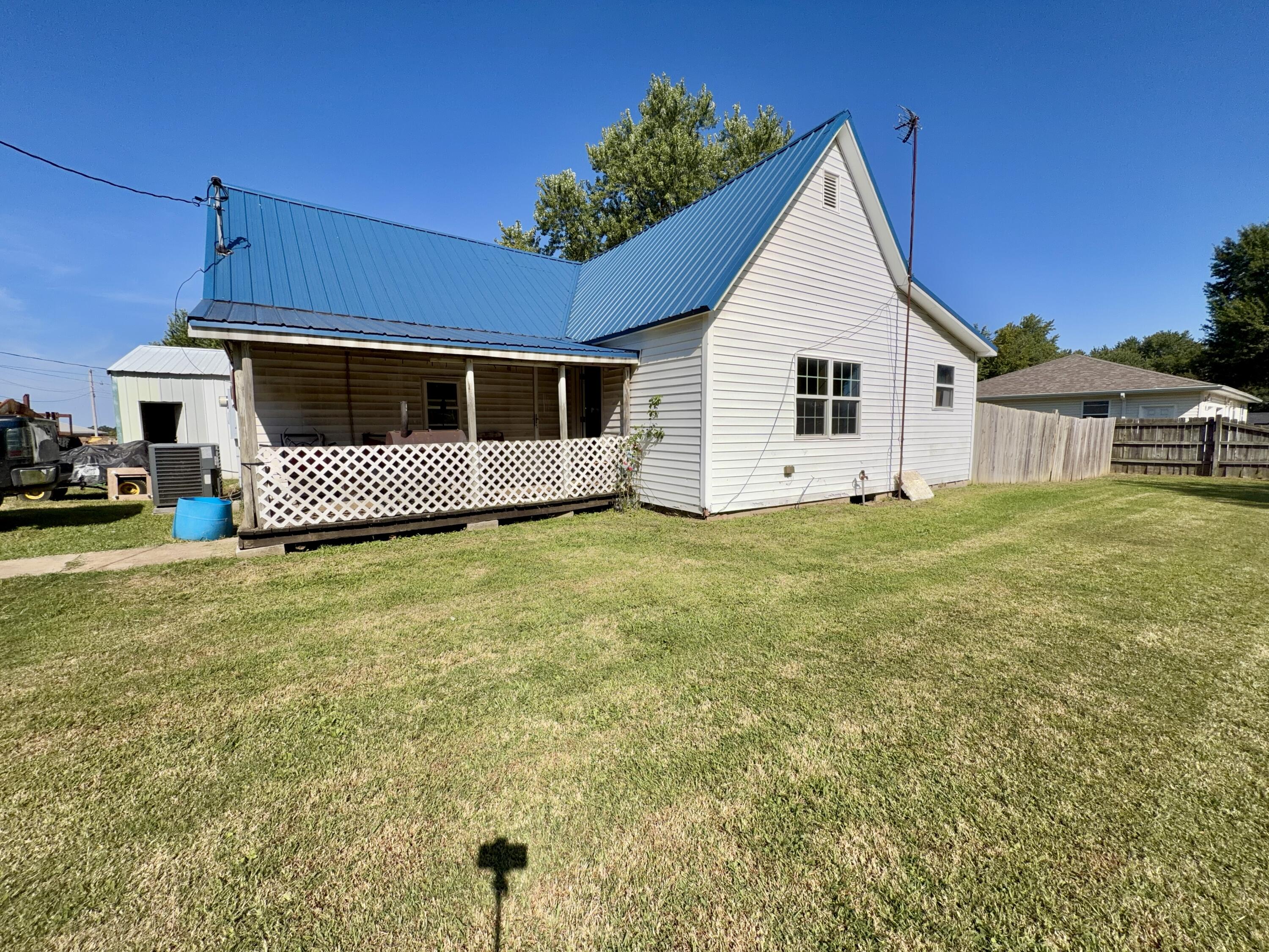 501 W Park 1