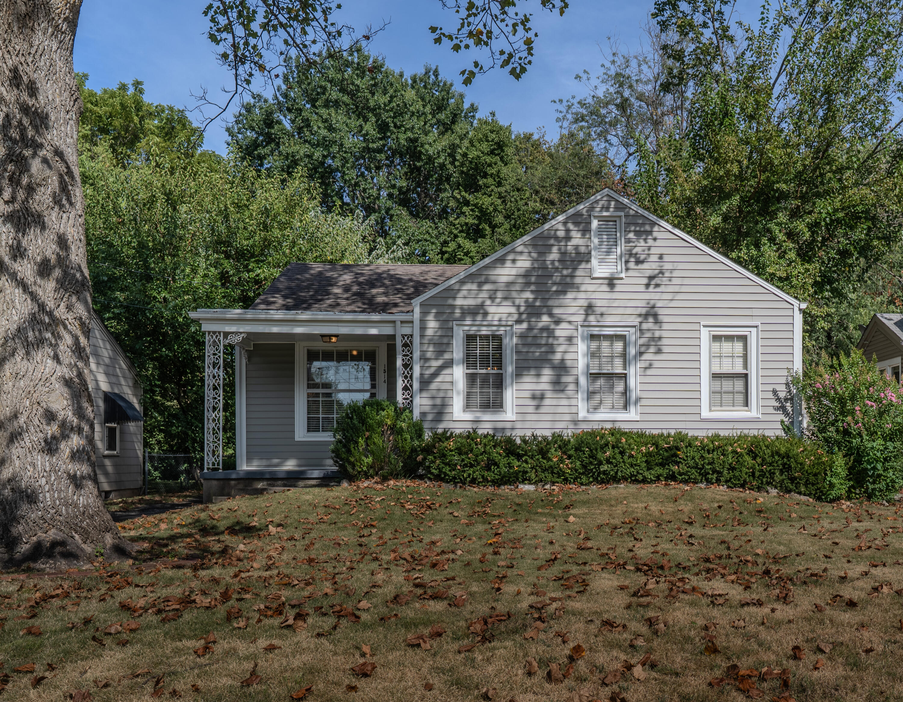 1514 S Kickapoo 1
