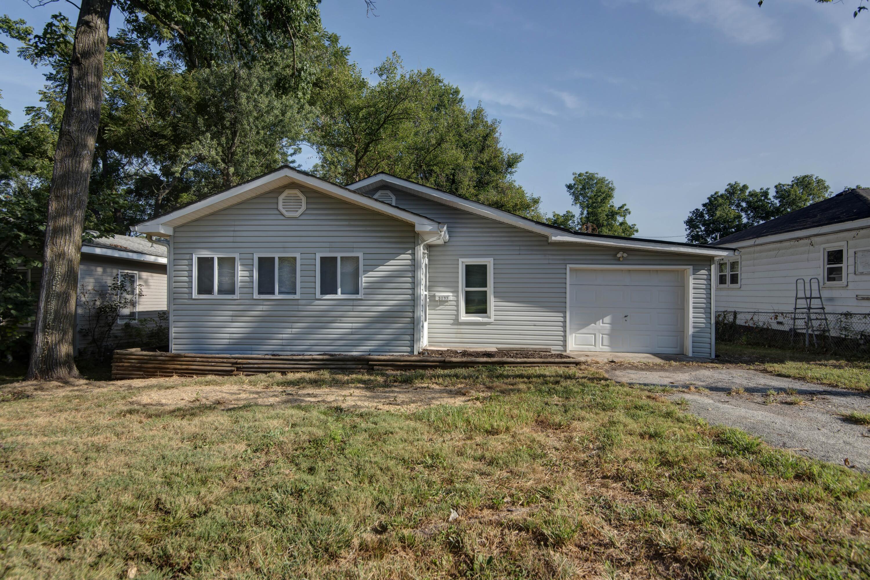 3133 W State 1