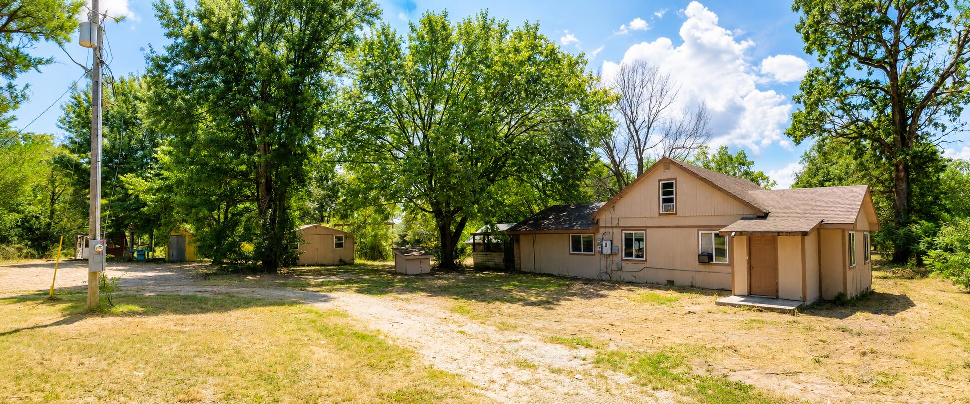 16307 Farm Road 2110