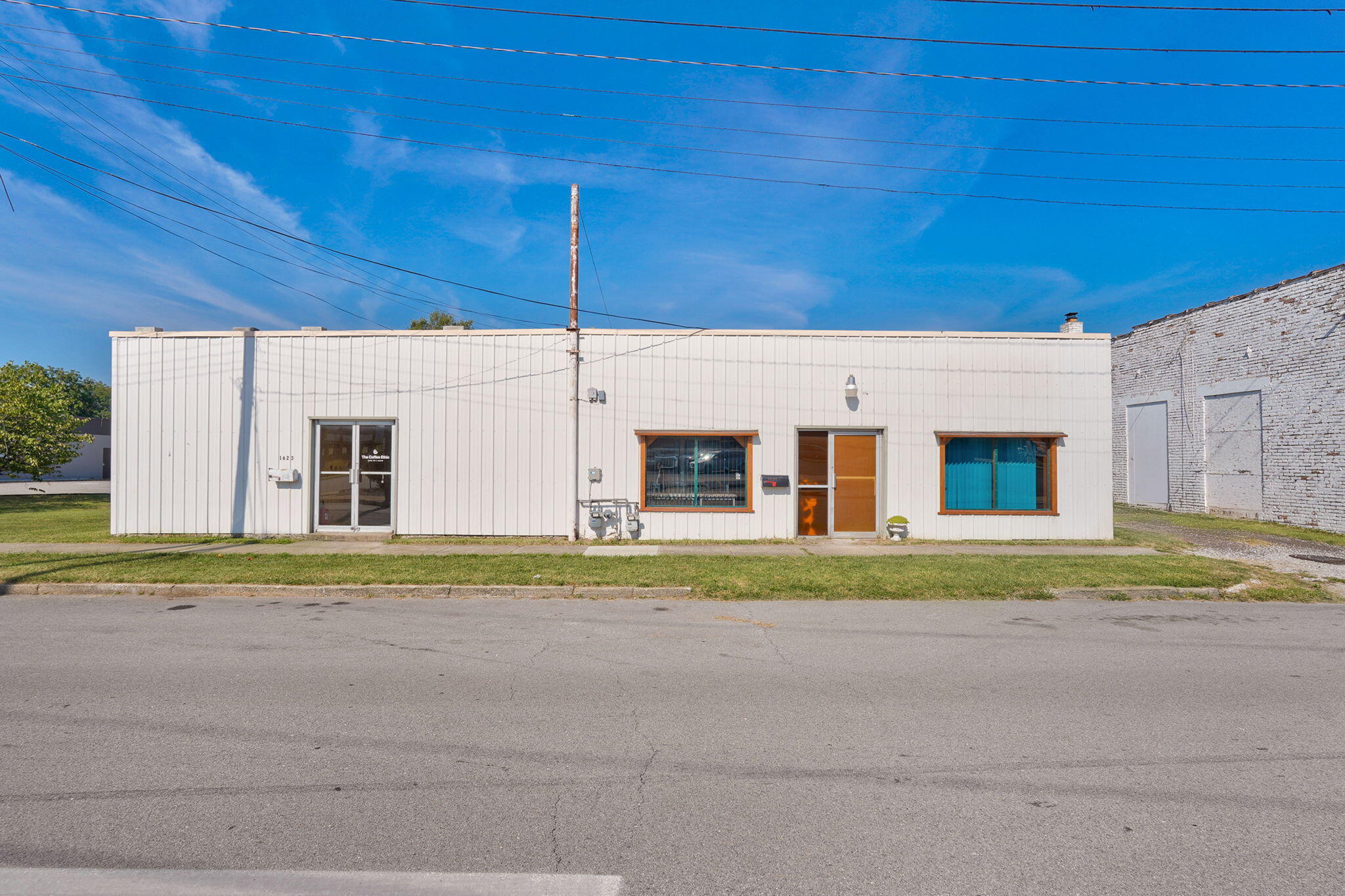 1625 N Campbell 2