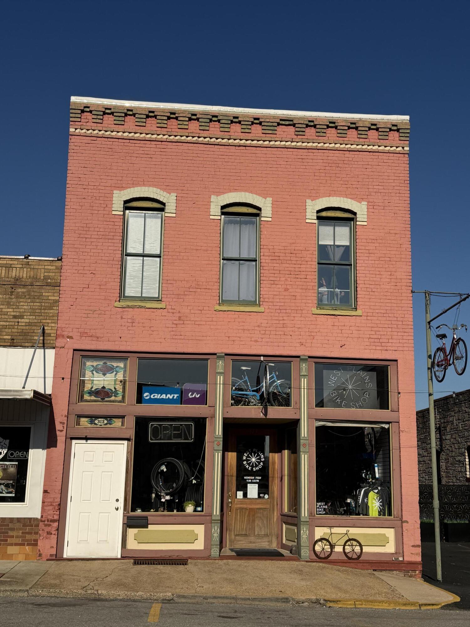 313 Washington 1