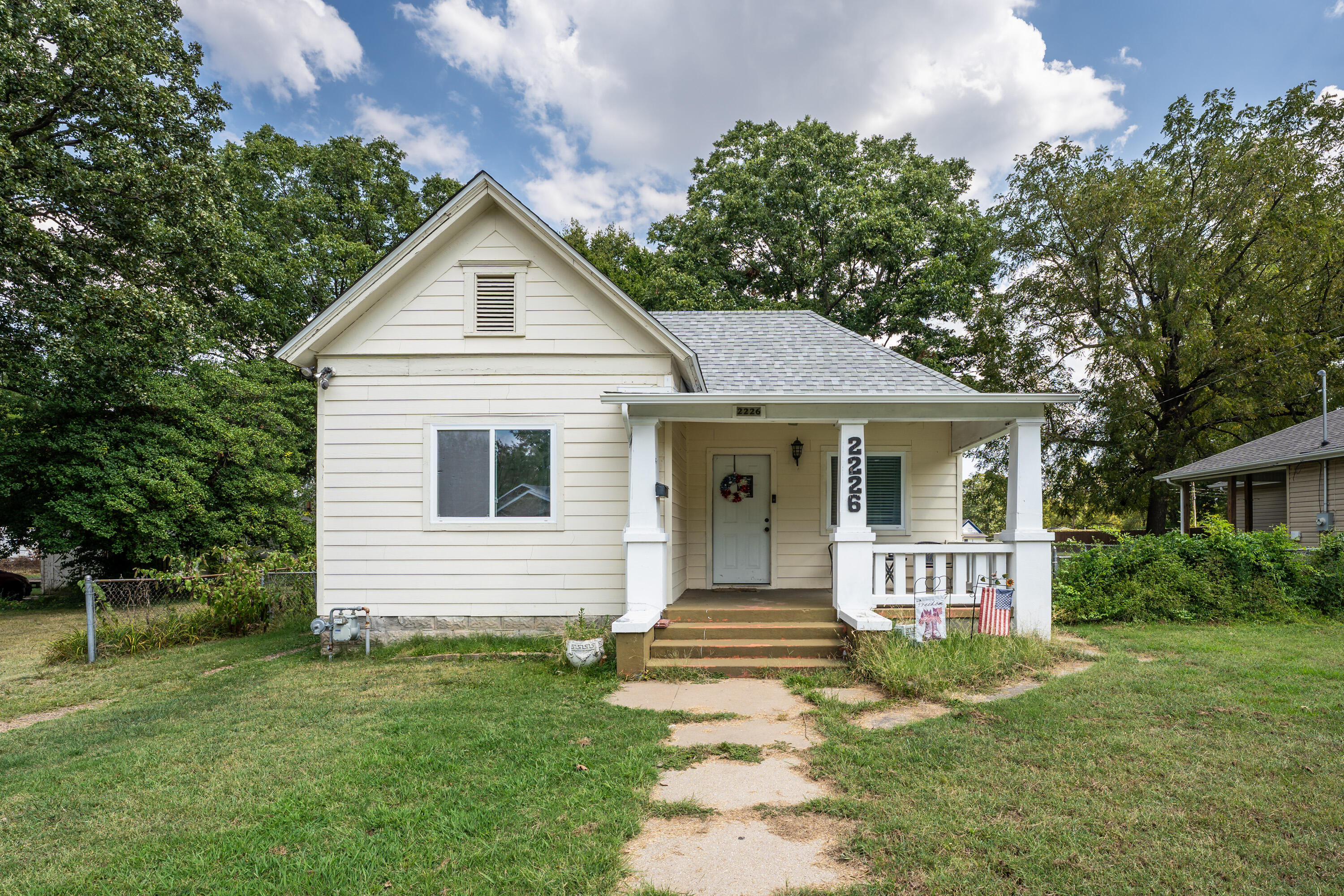 2226 N Jefferson 1