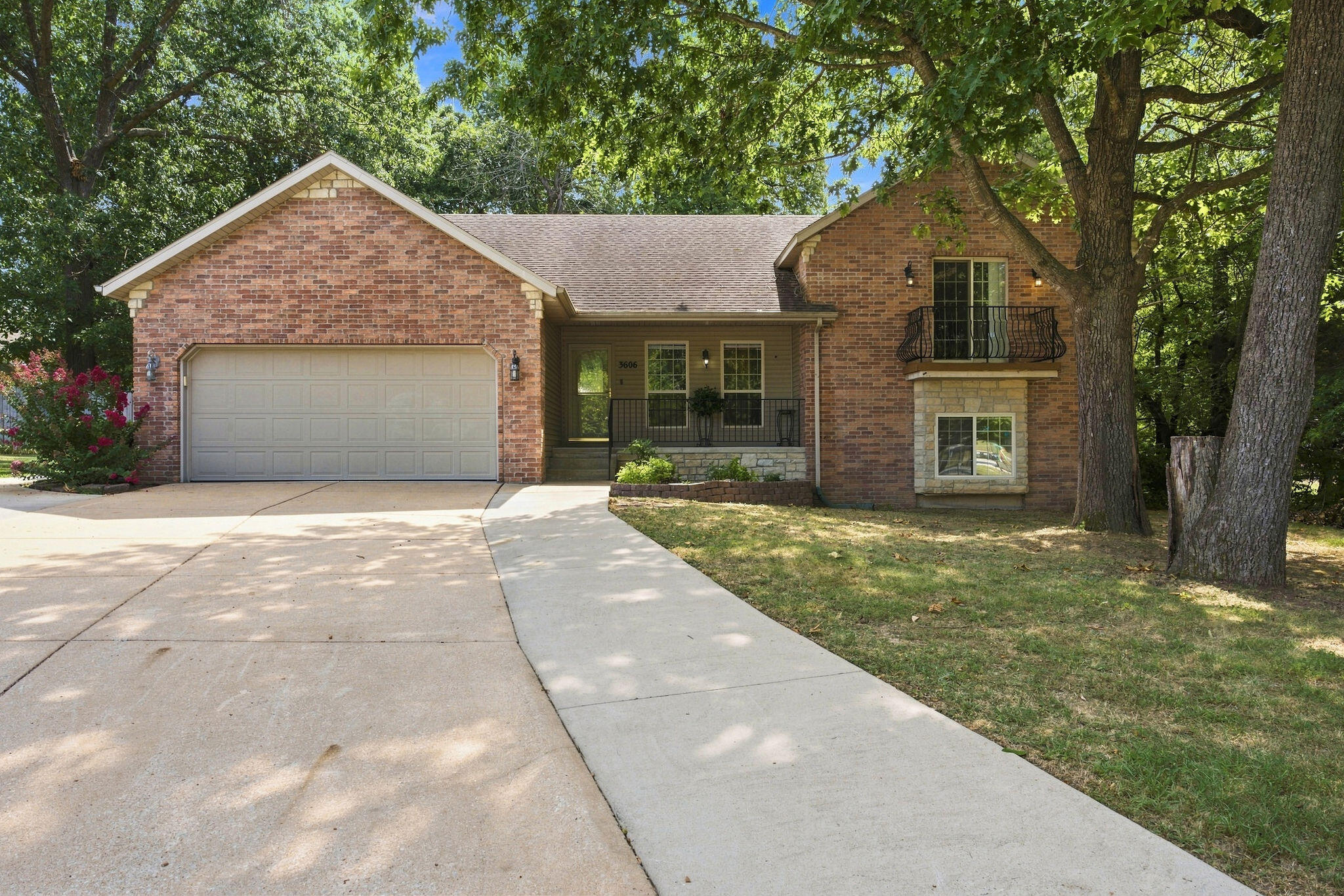 3606 N 10th 1