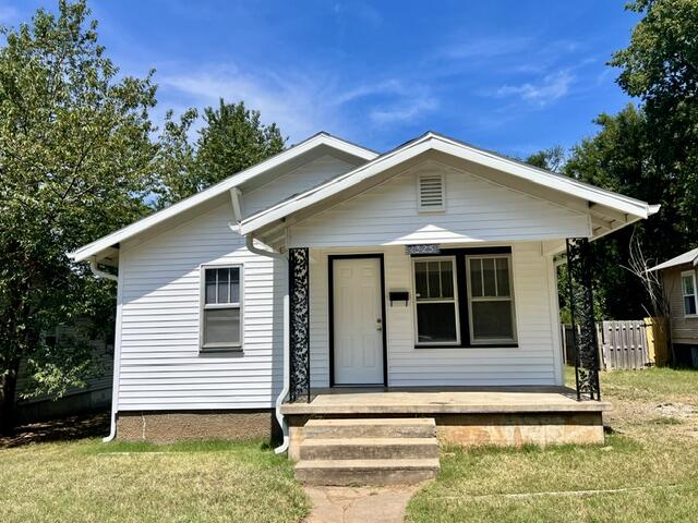 1325 W Elm 1