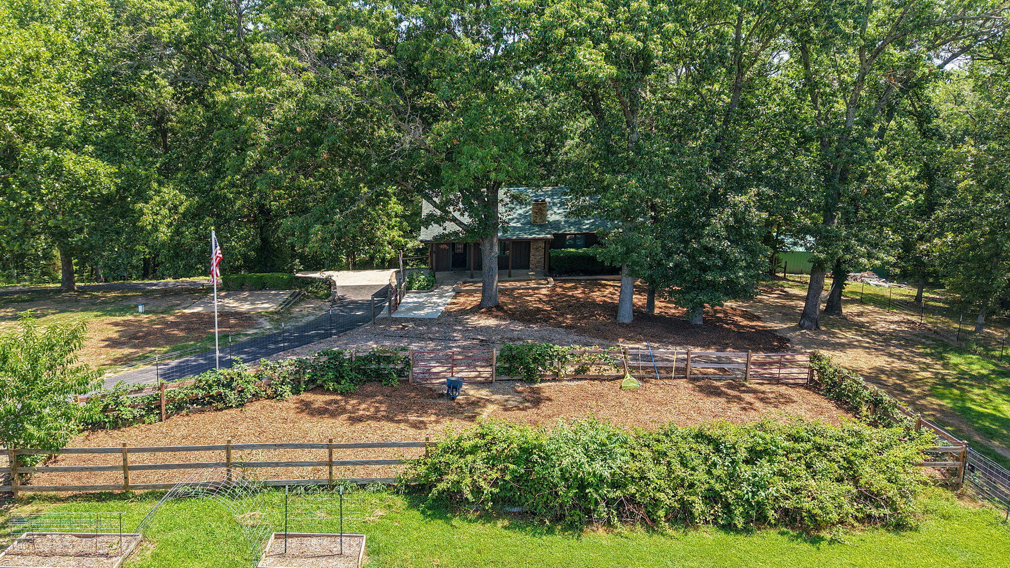 1627 W Riverbluff 1