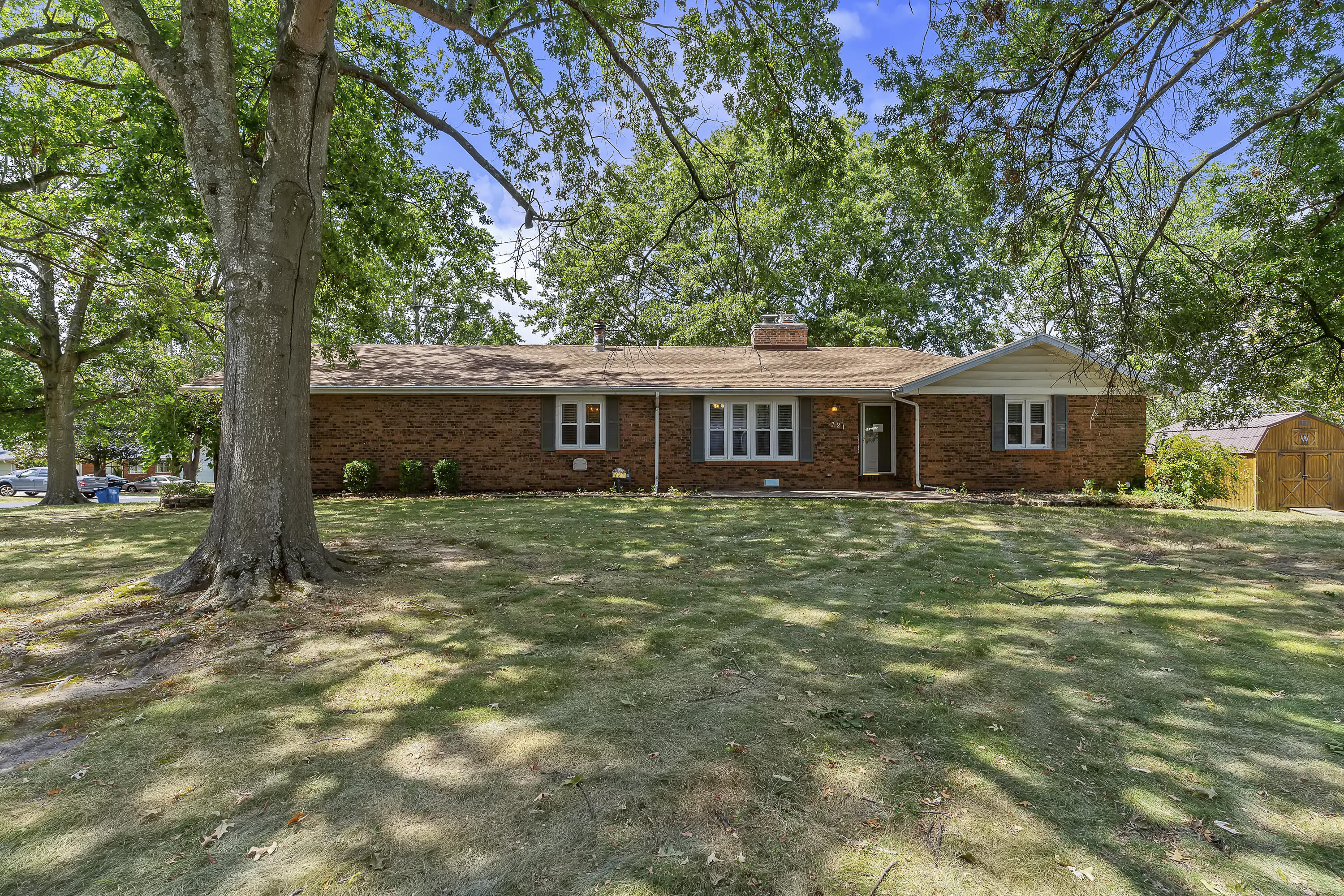 721 S Pine 1