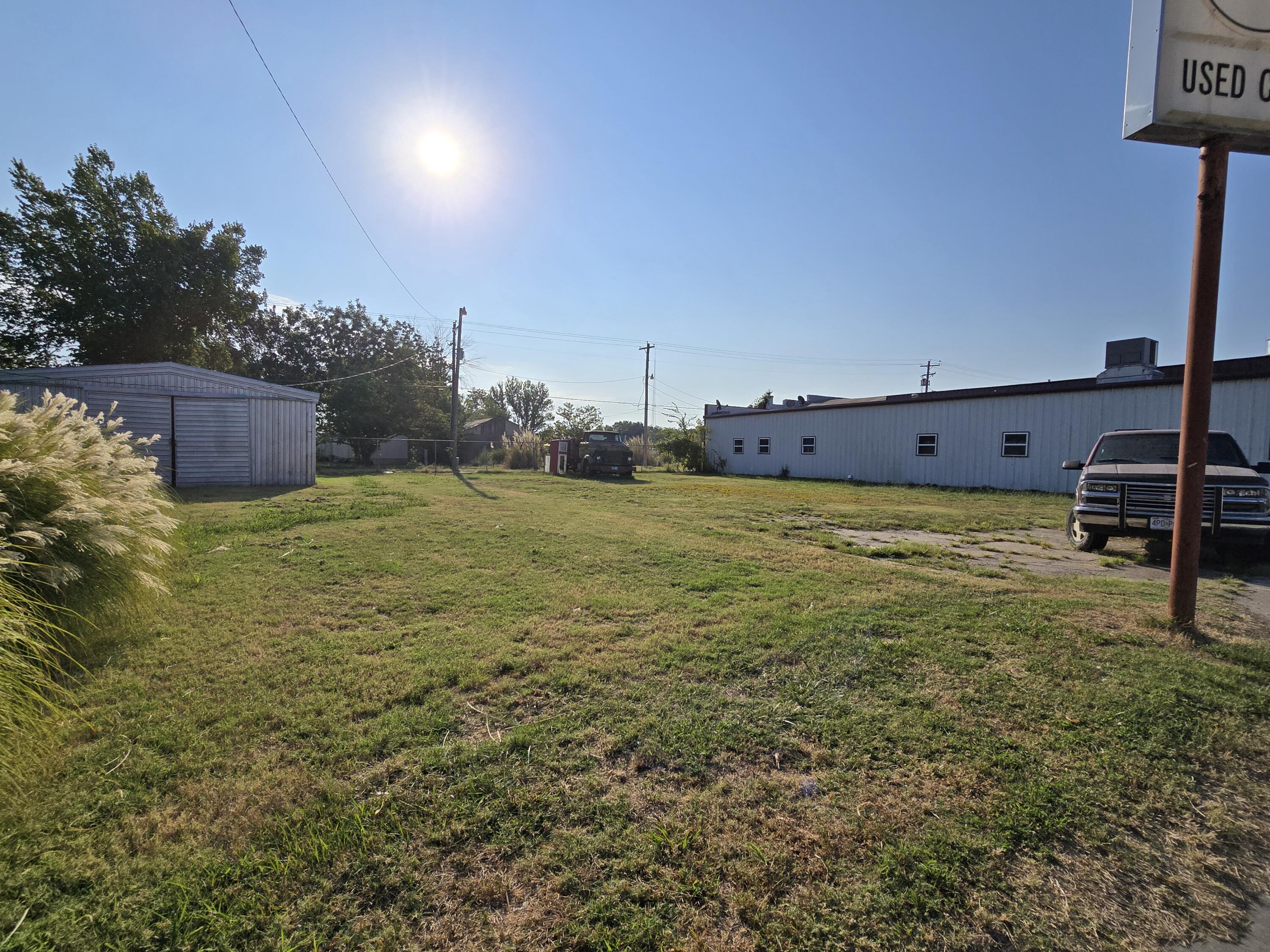 516 N Main 1
