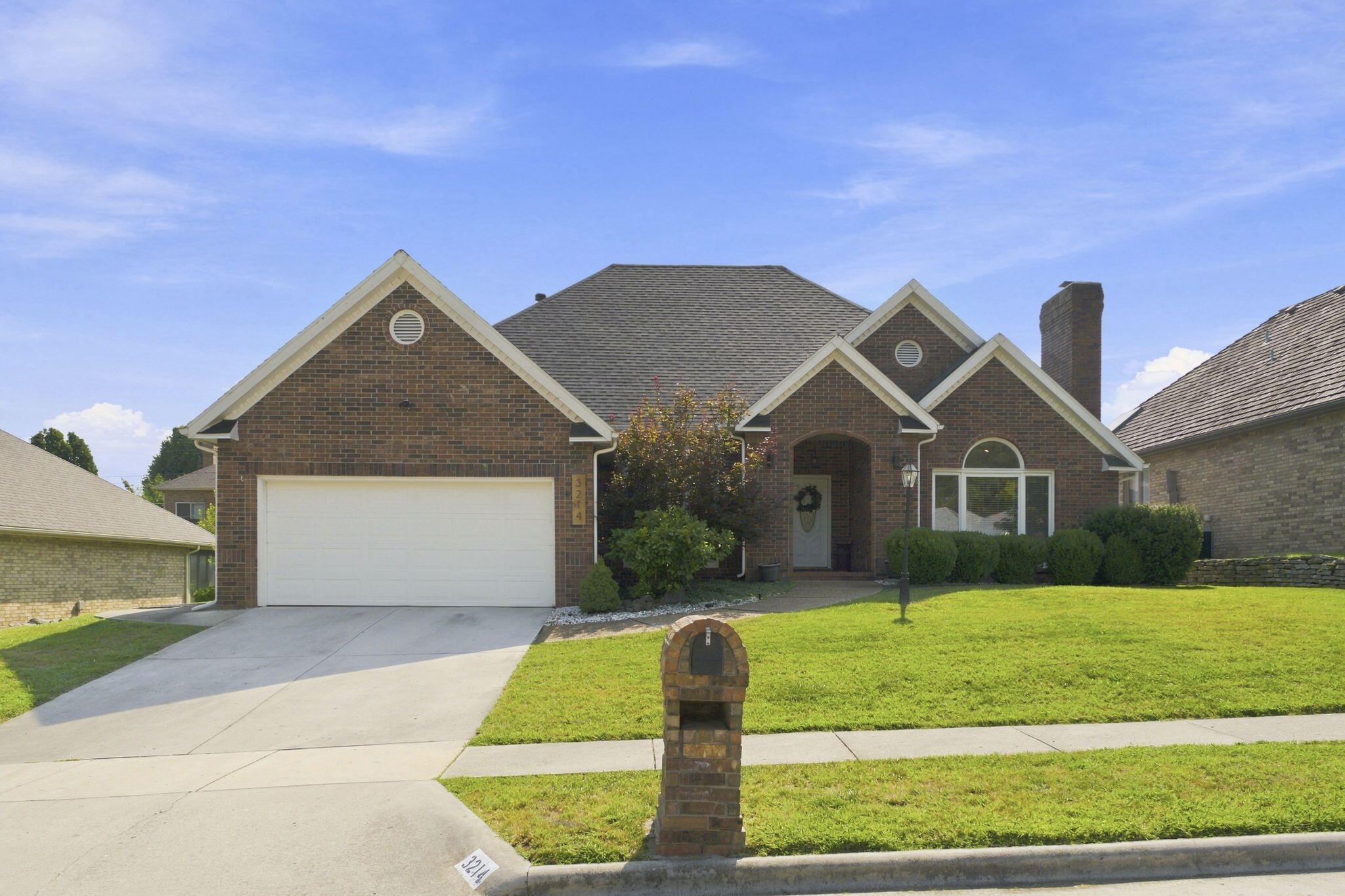 3214 S Oak 1