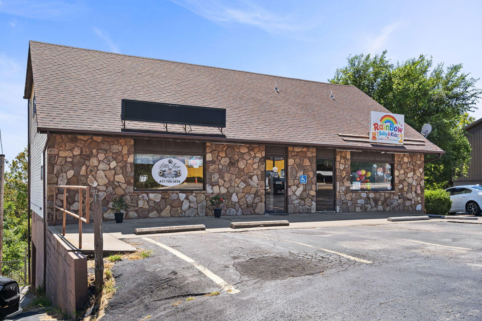 10864 E State Highway 76