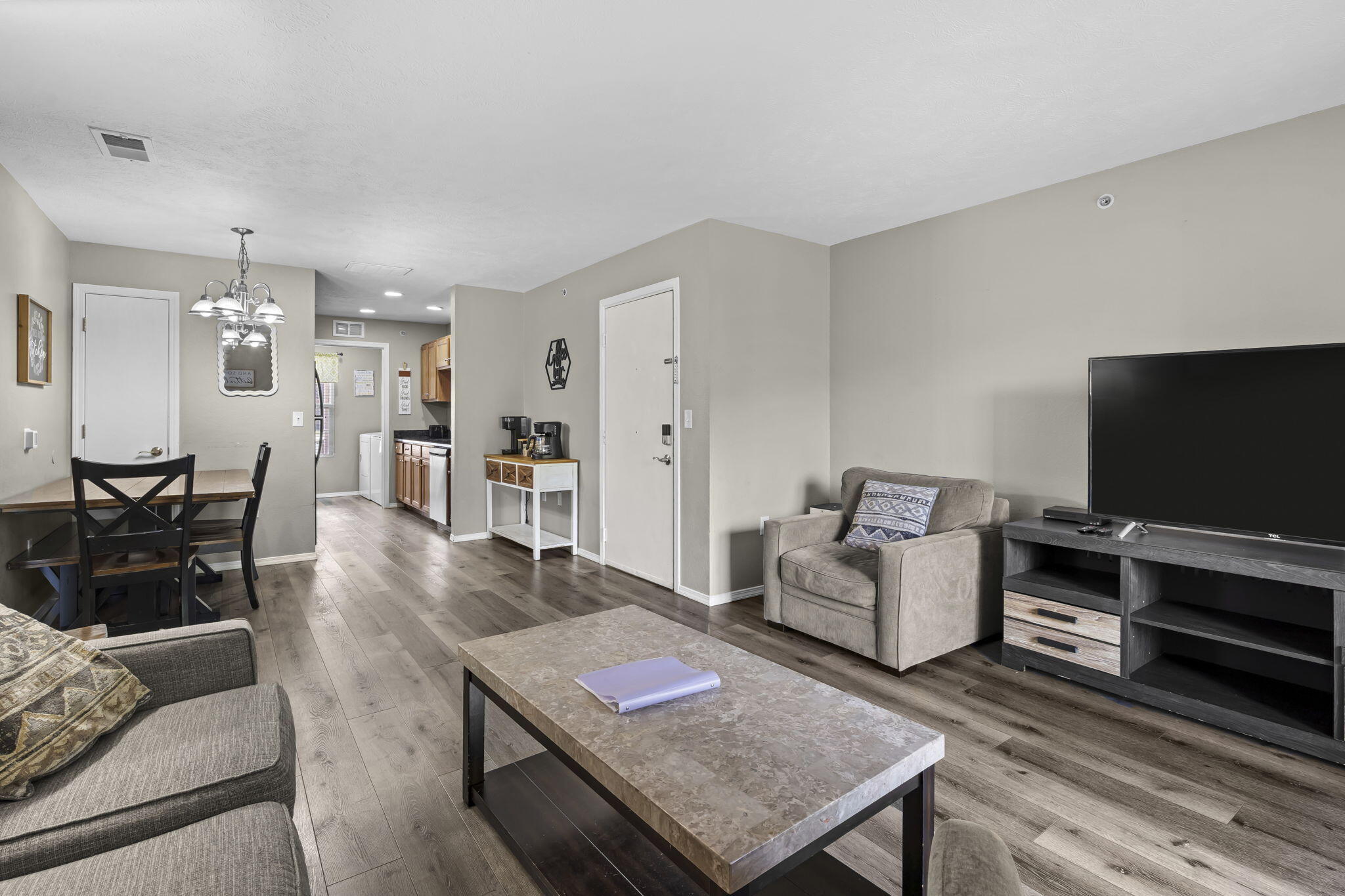 2962 Vineyards ## 4 1