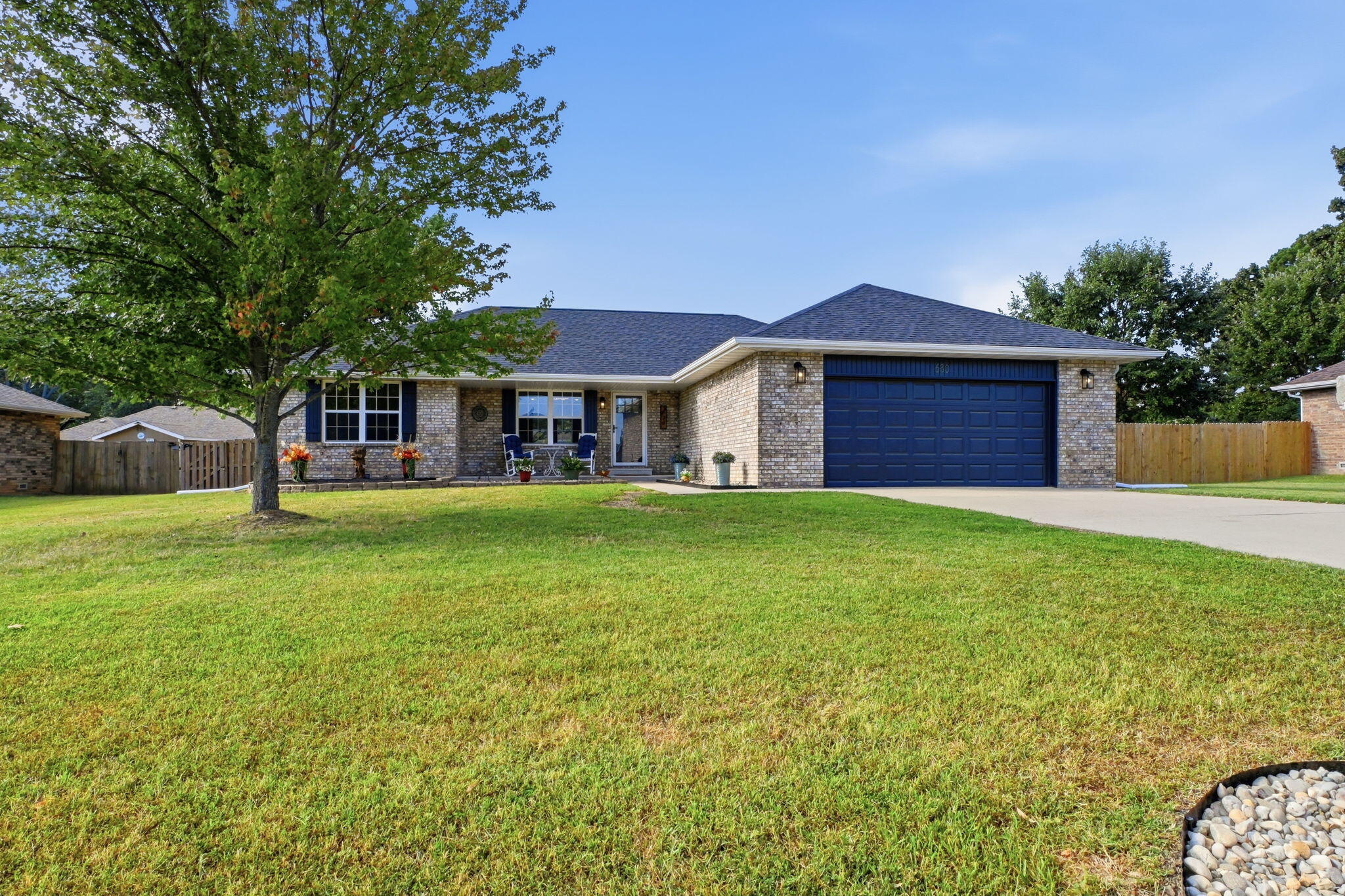 630 E Summit 1