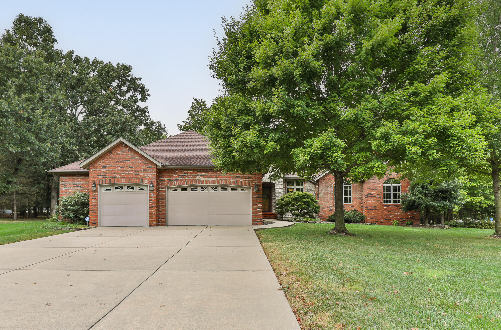 5265 N Missouri Oak 1