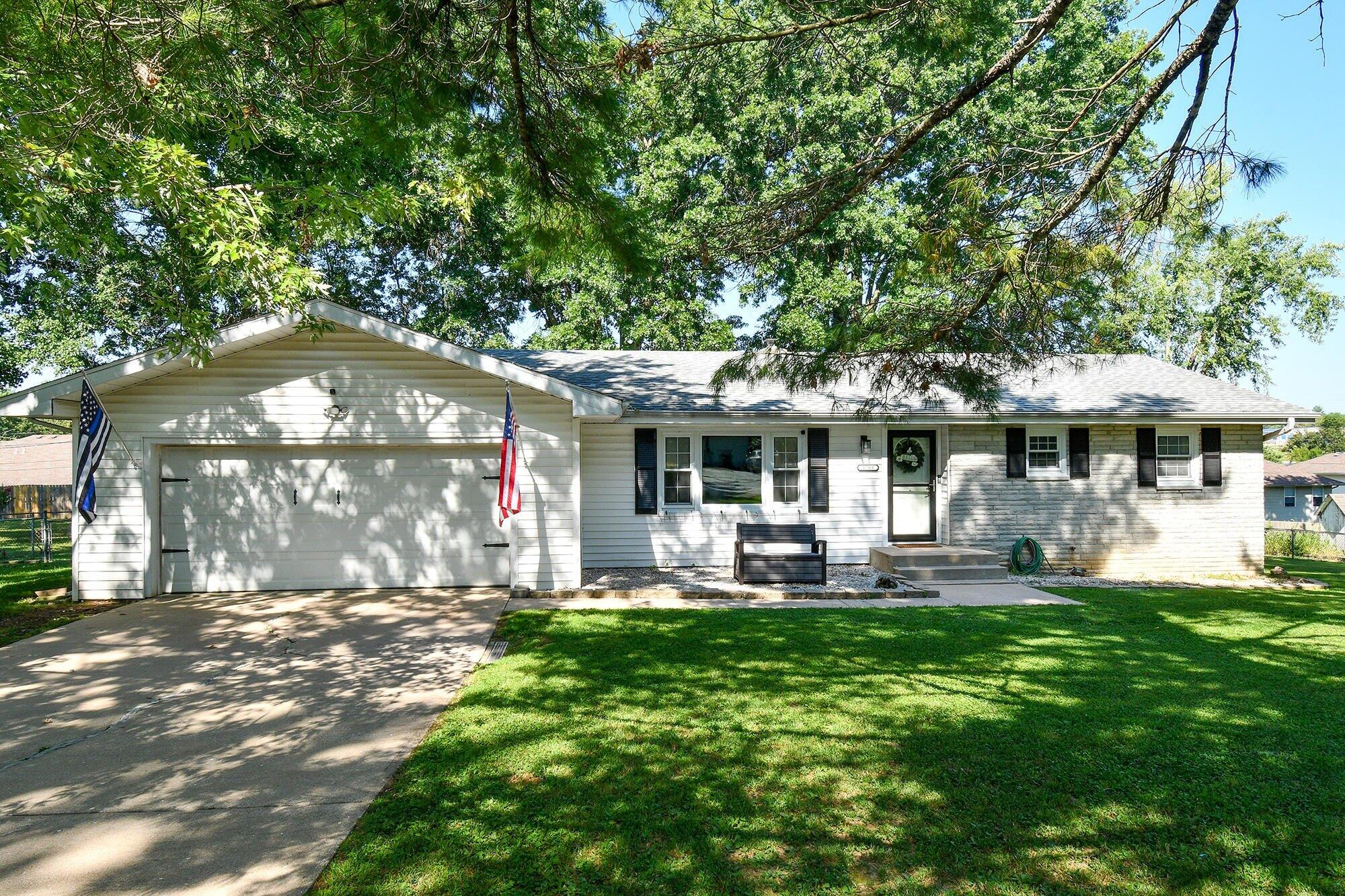 1709 S 11th
