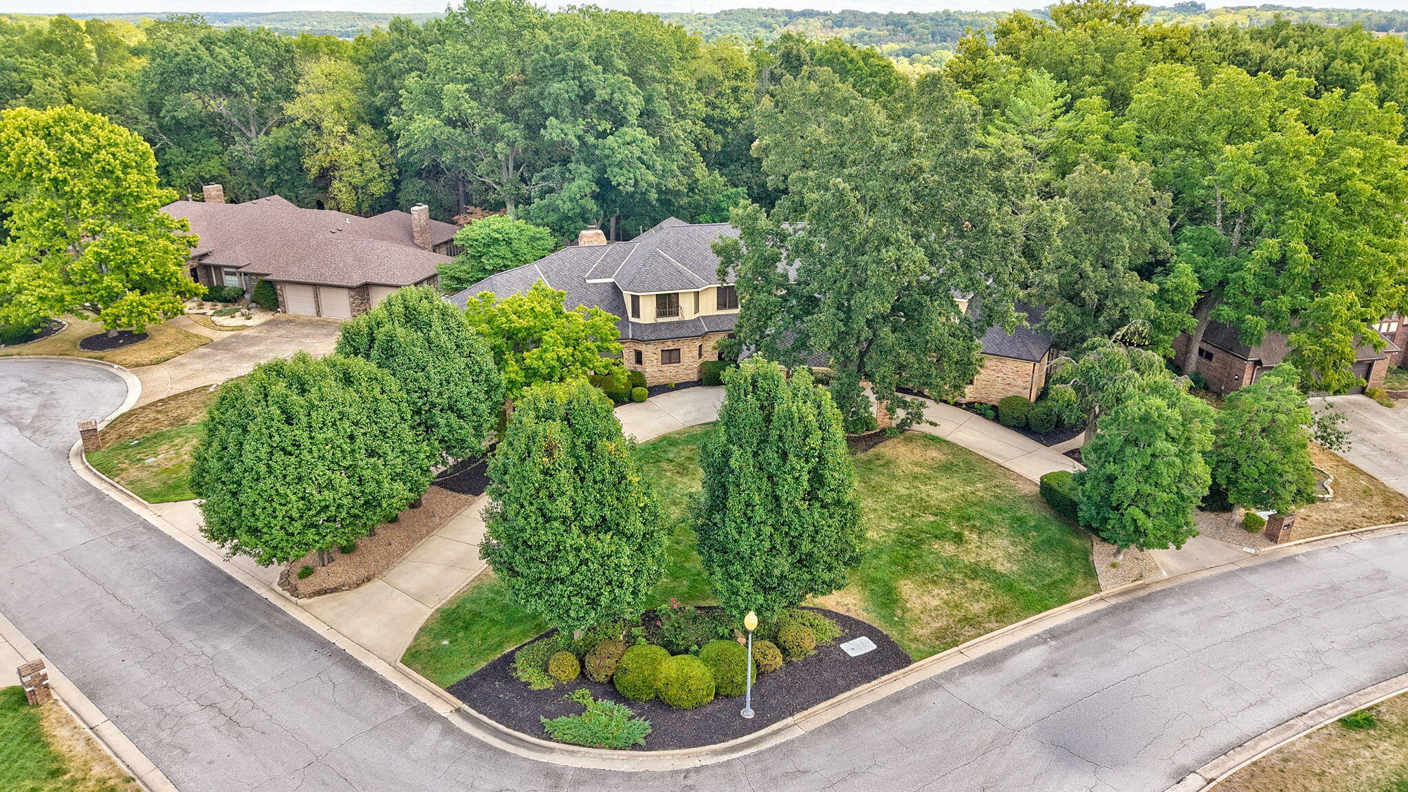 5110 S Rochelle 1