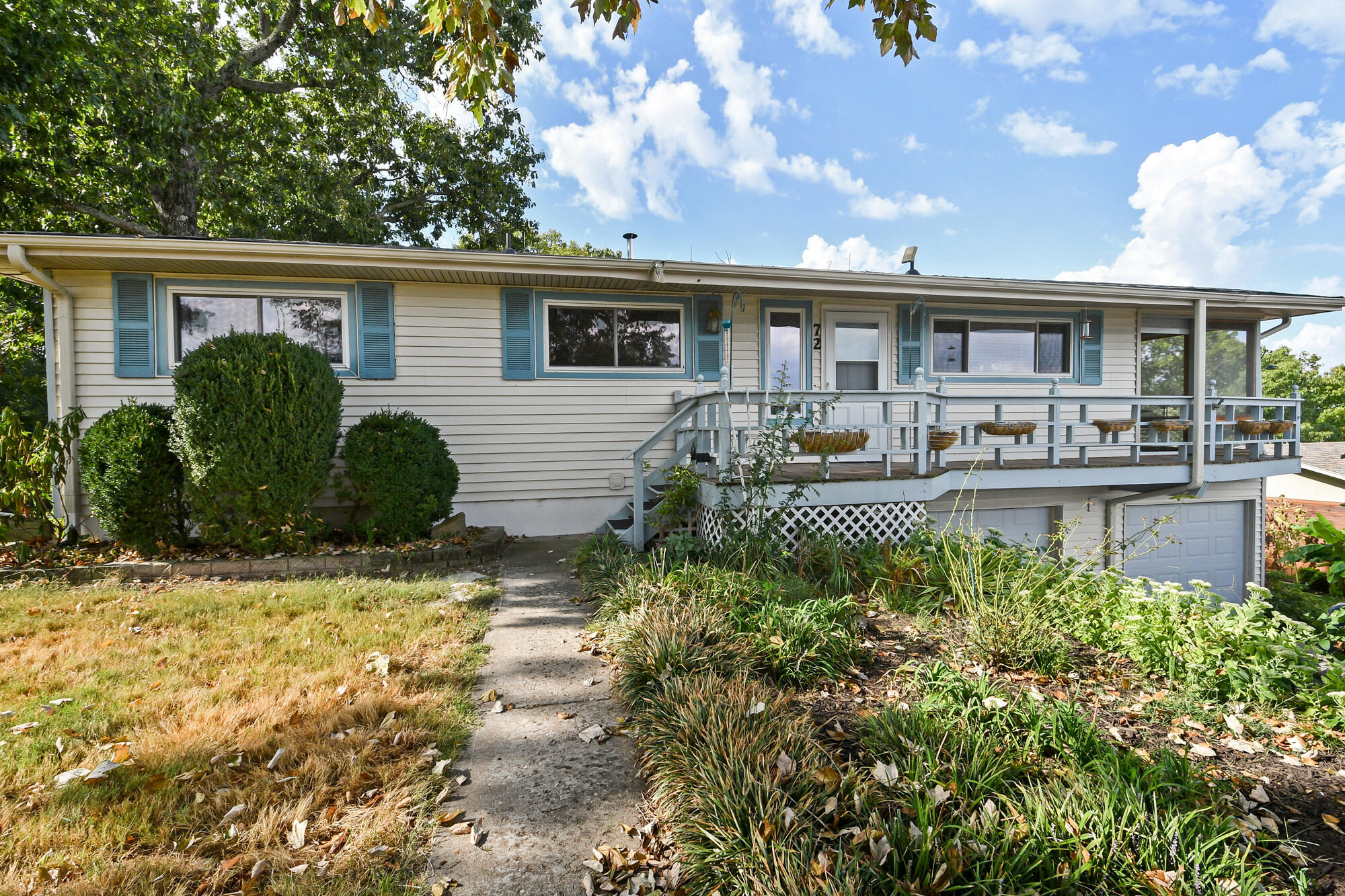 72 Cricket Hill 1