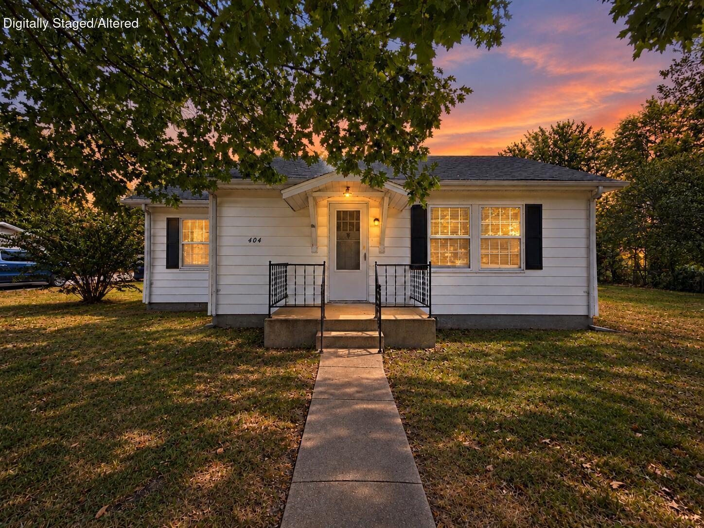 404 S Walnut 1
