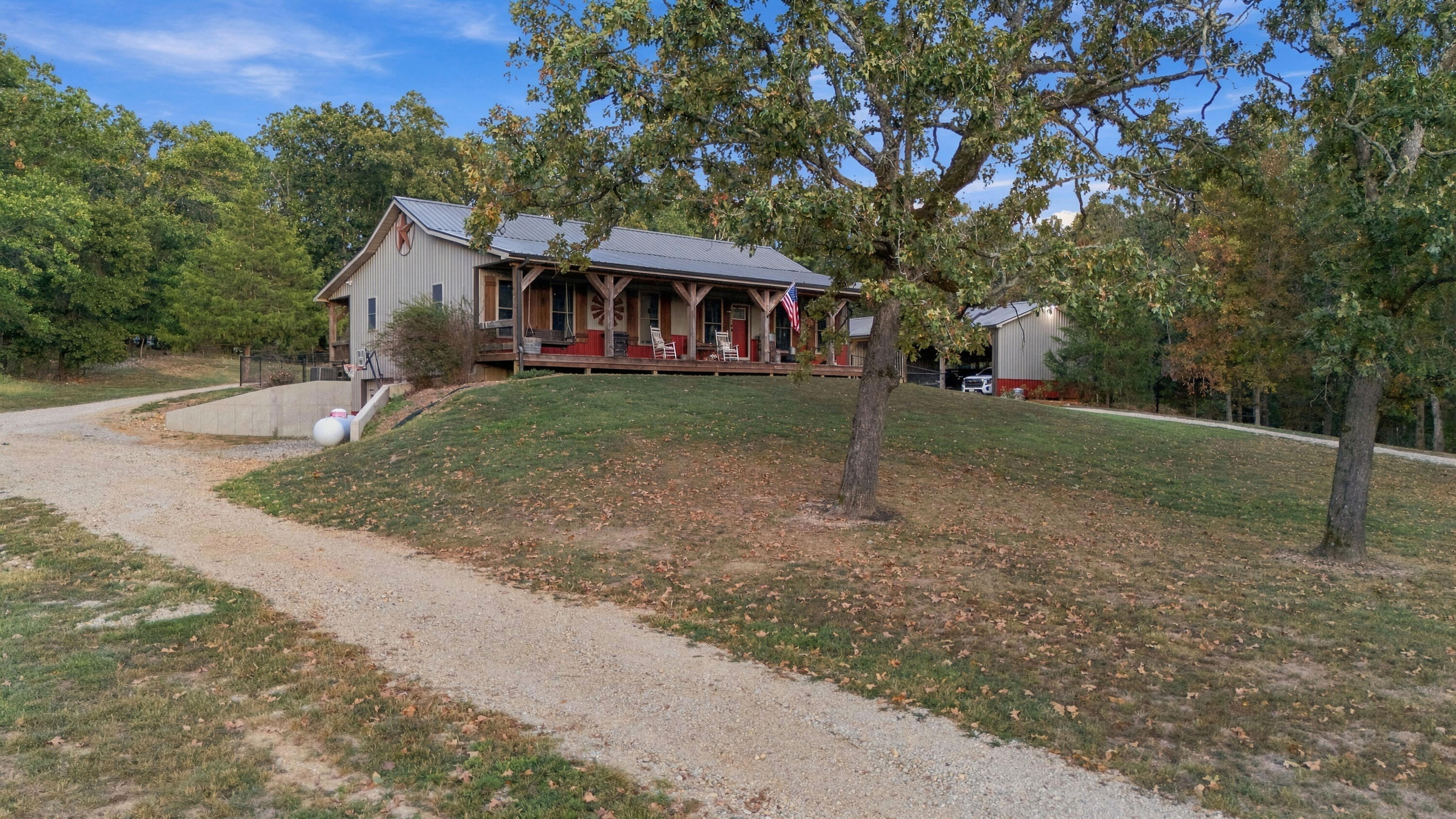 7942 County Road 2770 1