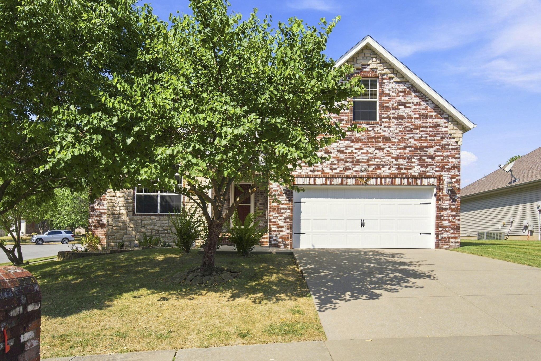 661 N Greer 1